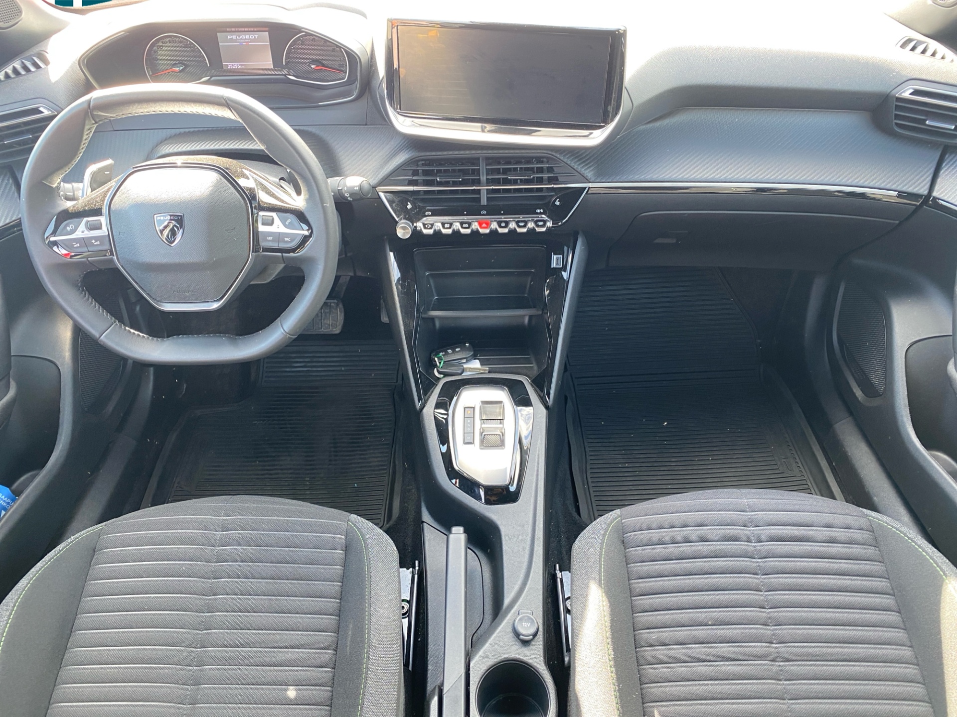 PEUGEOT 2008 2024