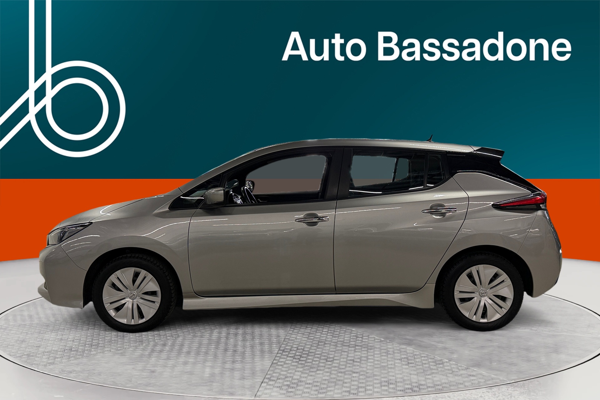 NISSAN Leaf 2021