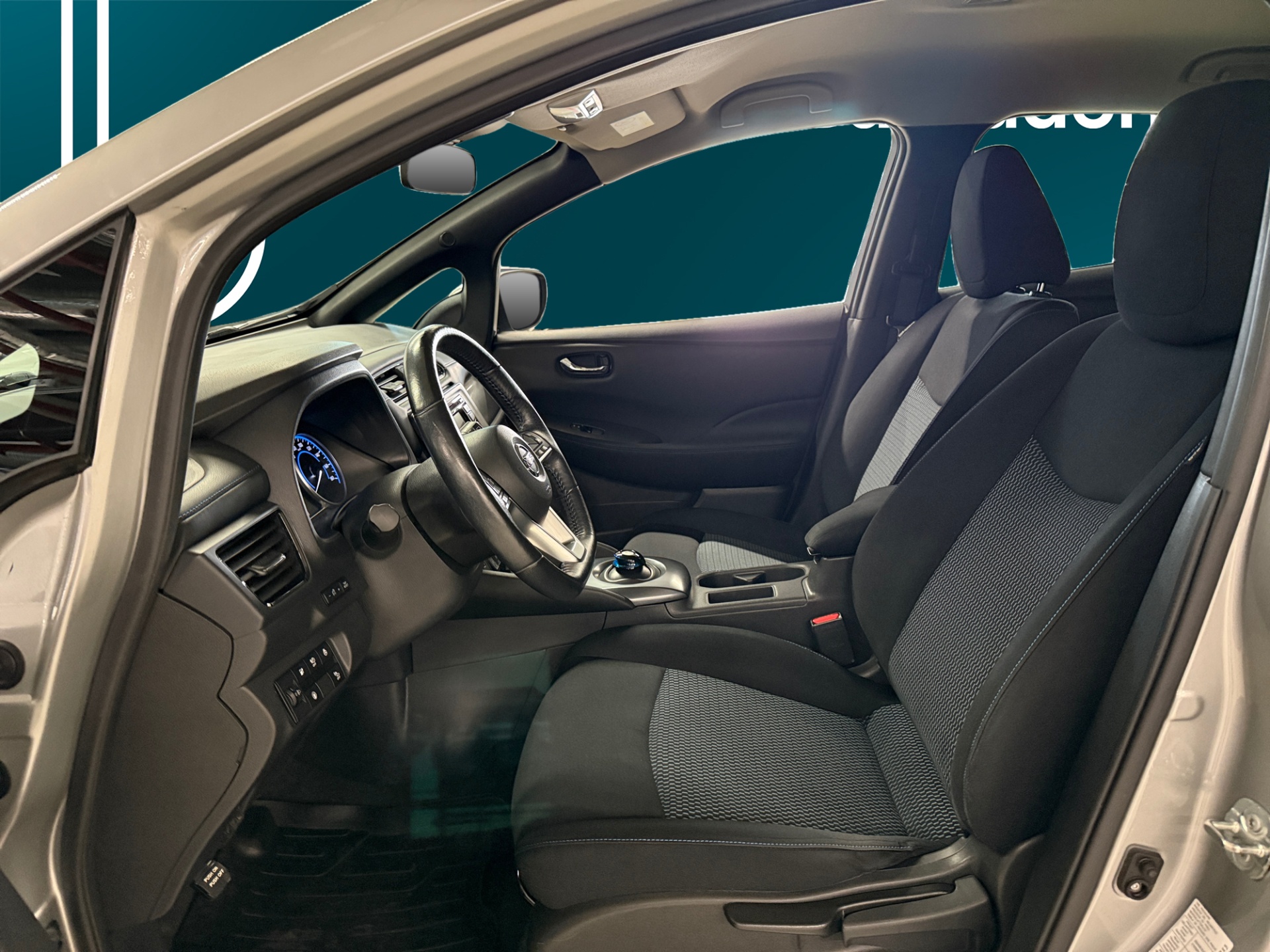 NISSAN Leaf 2021