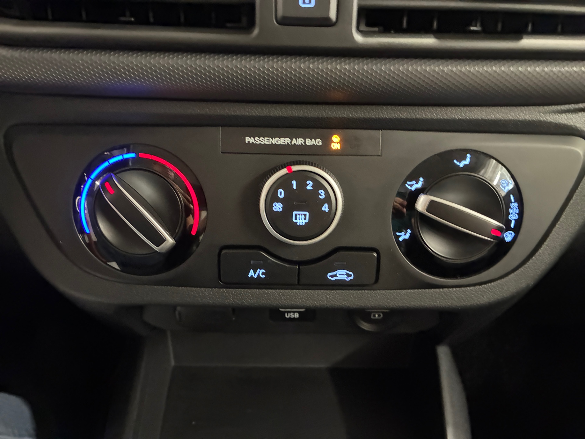 HYUNDAI I10 2023