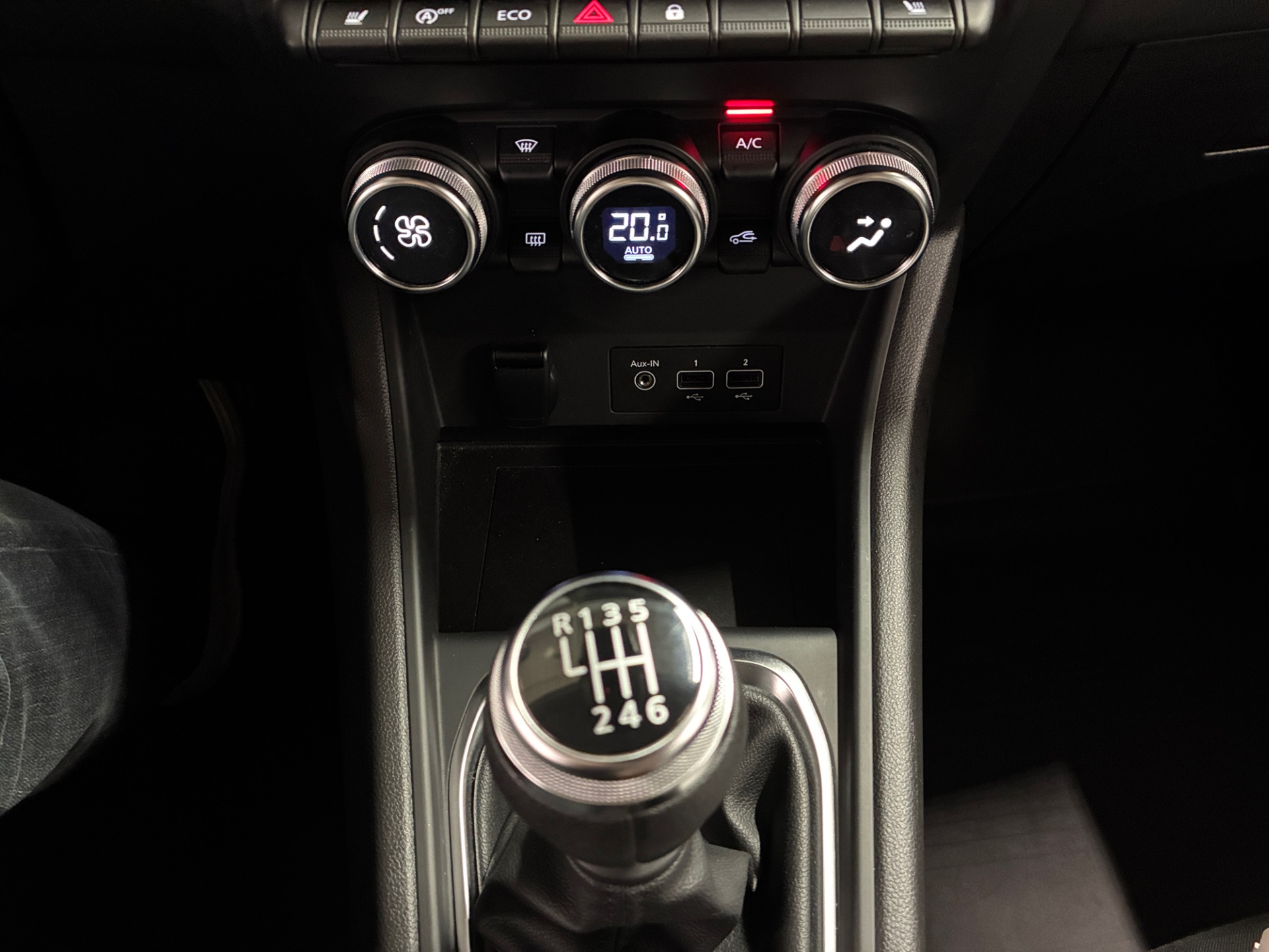RENAULT Captur 2023