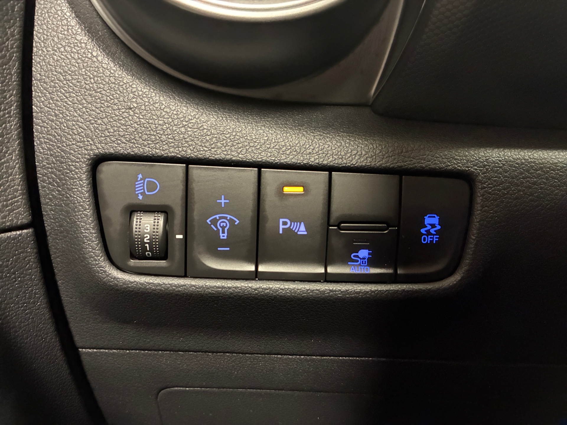 HYUNDAI Kona 2023