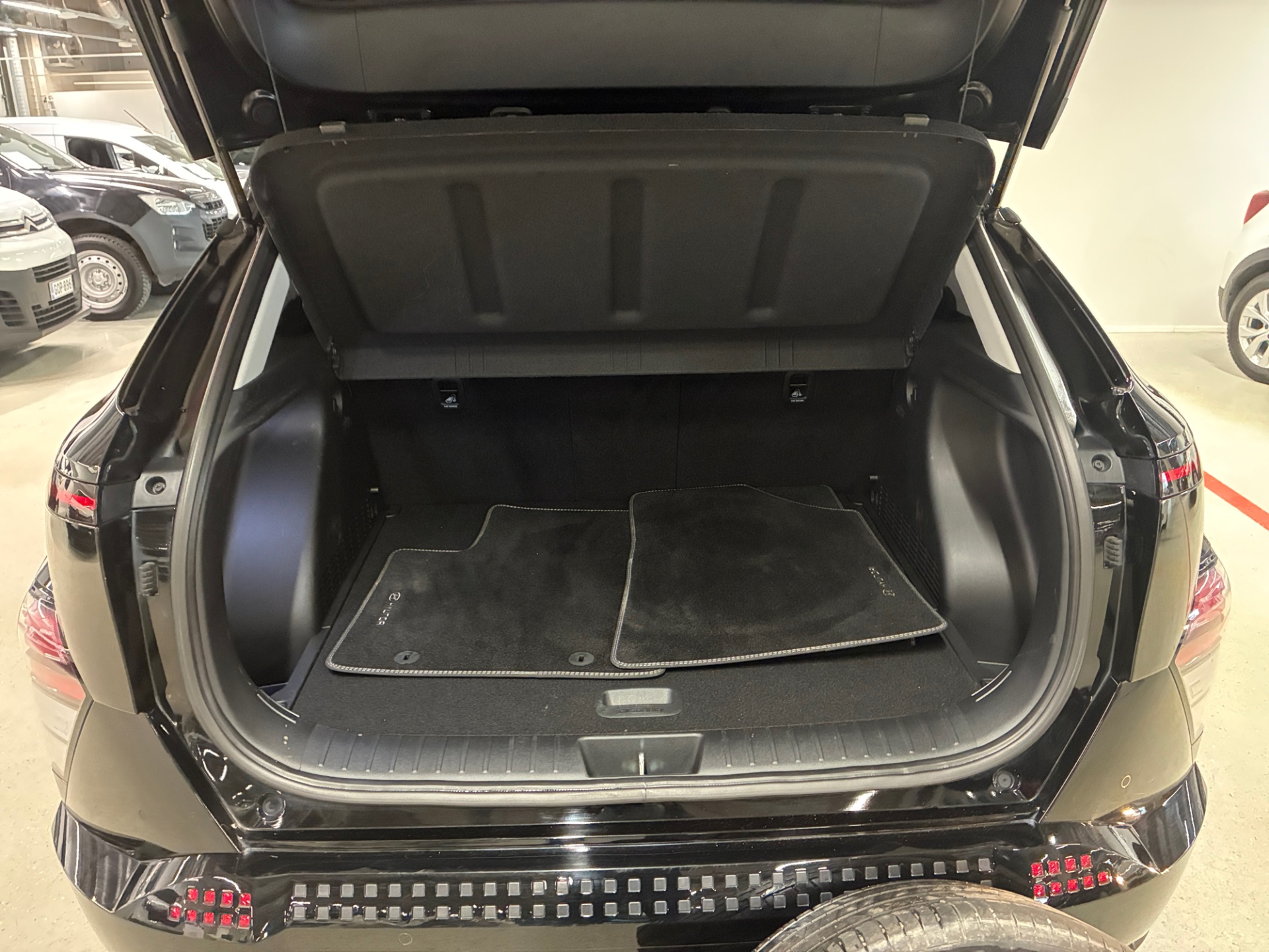 HYUNDAI KONA Electric 2024