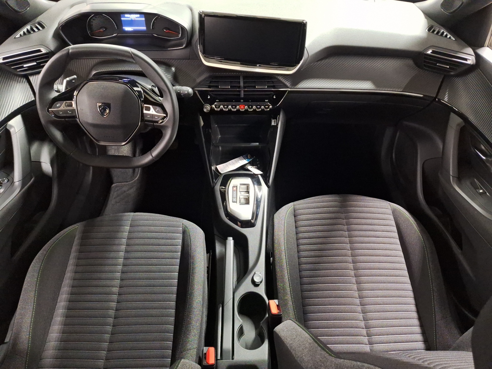 PEUGEOT 2008 2024
