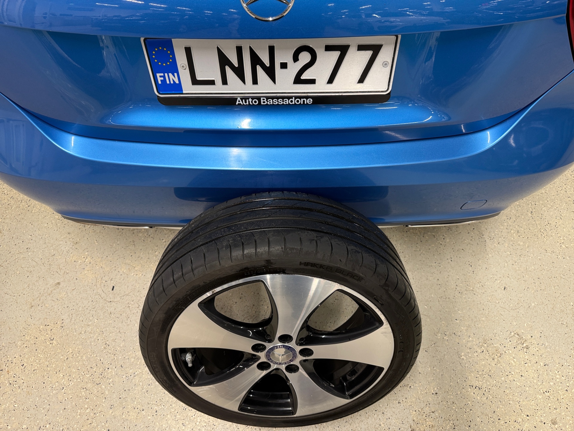 MERCEDES-BENZ A 2016