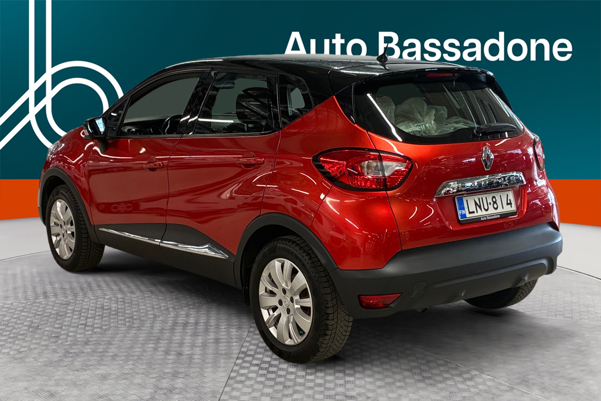 RENAULT Captur 2016