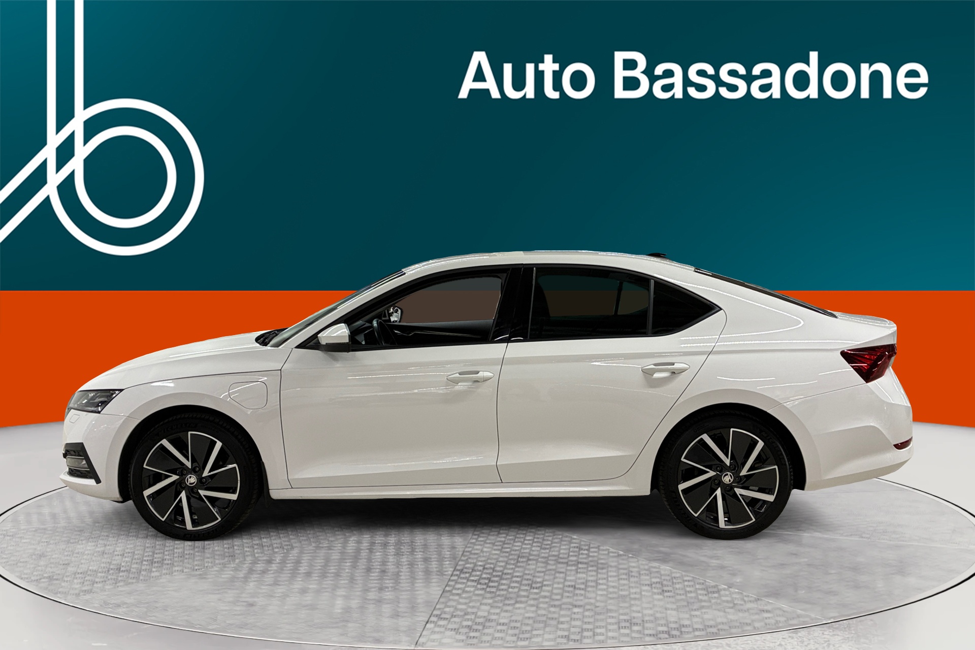 SKODA Octavia 2021