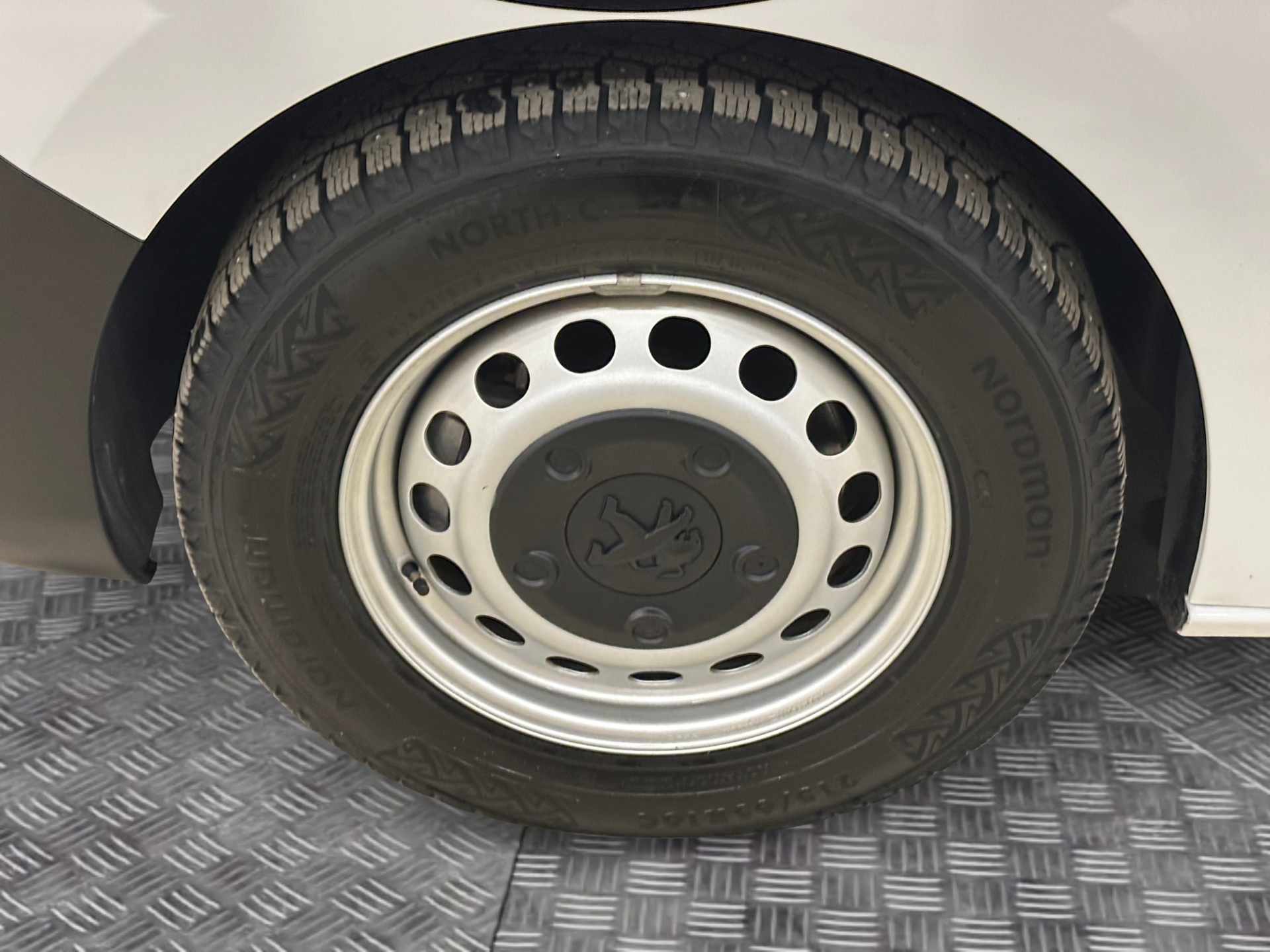 Peugeot e-Expert 2024