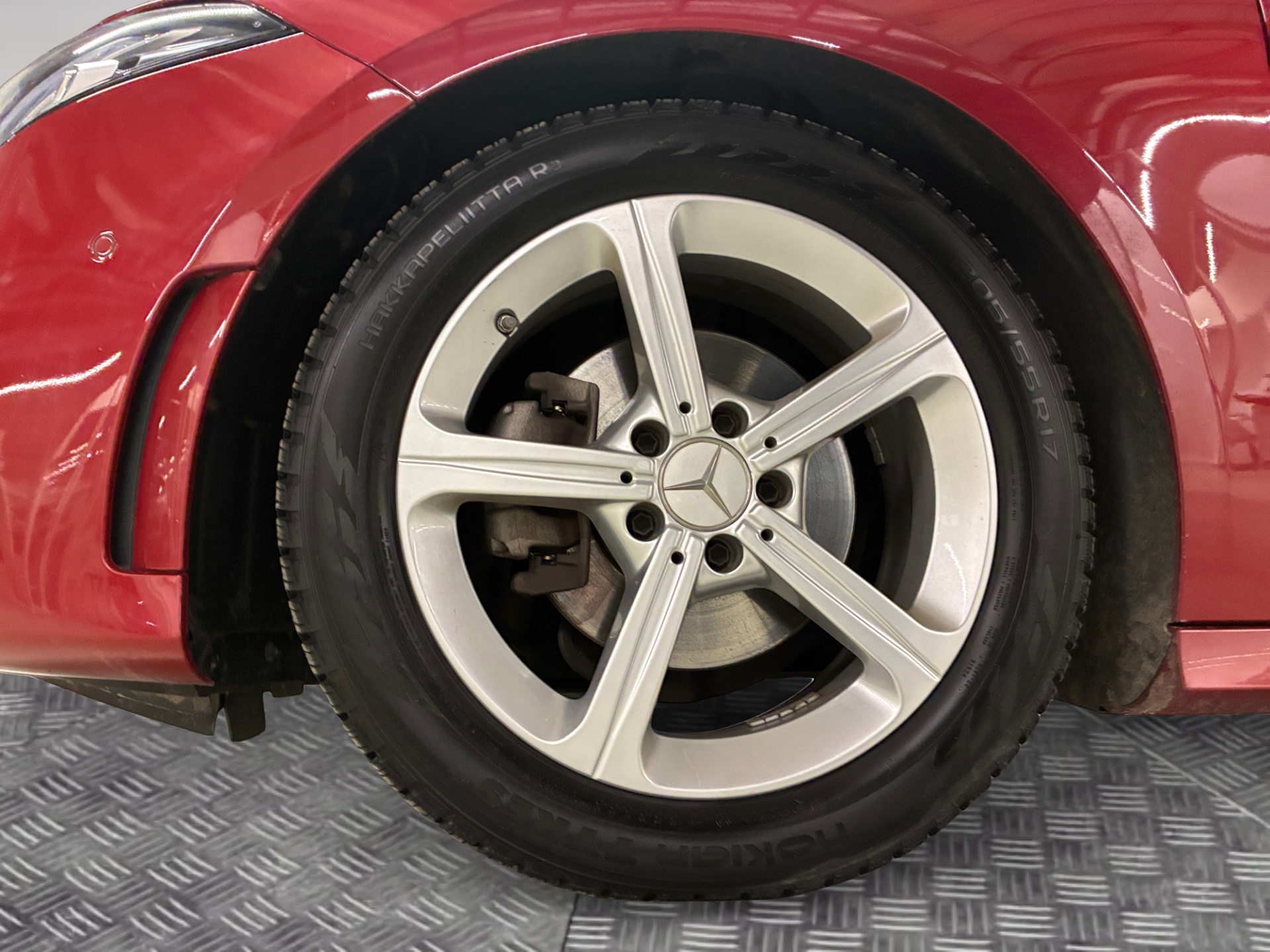 MERCEDES-BENZ A 2022