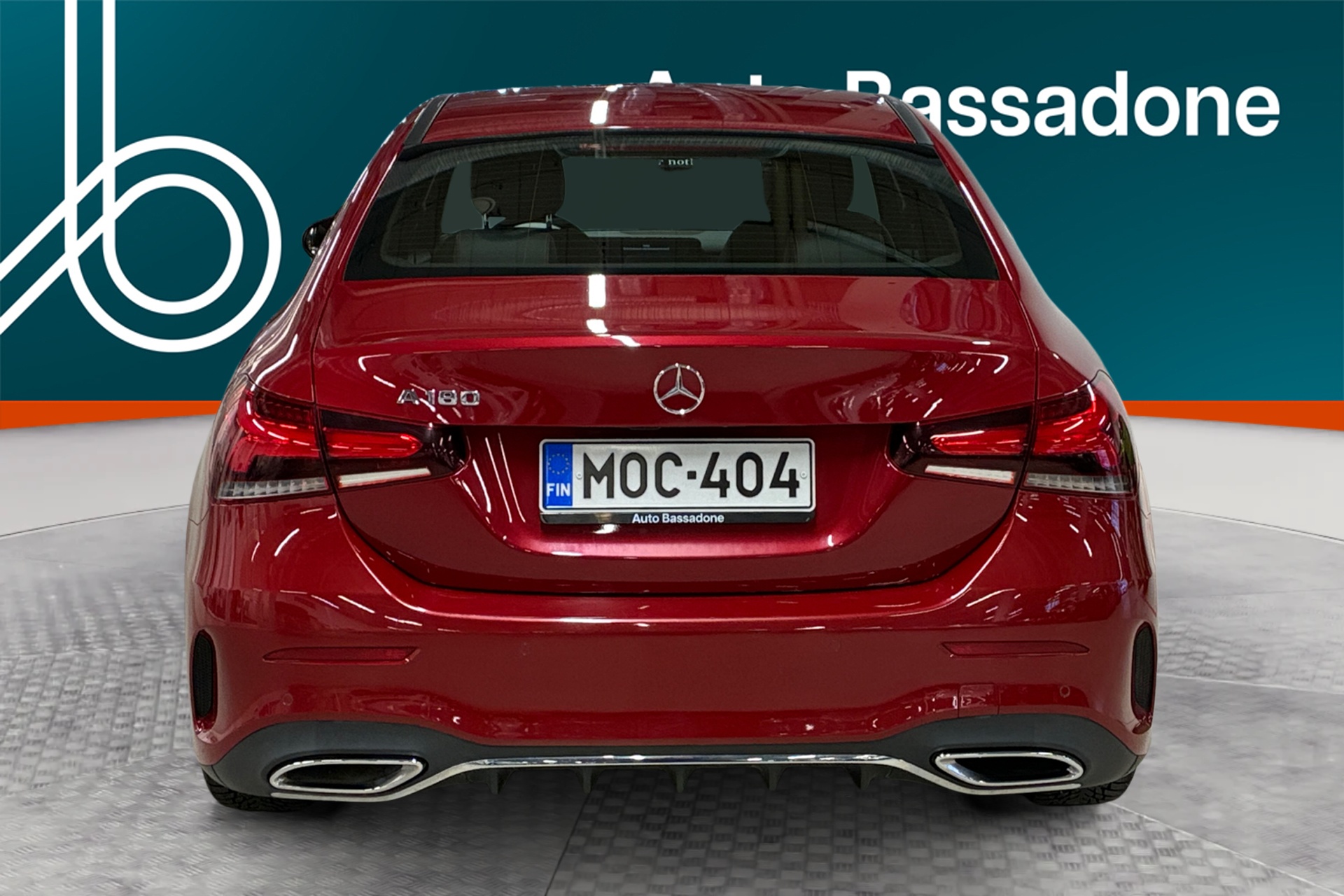 MERCEDES-BENZ A 2022