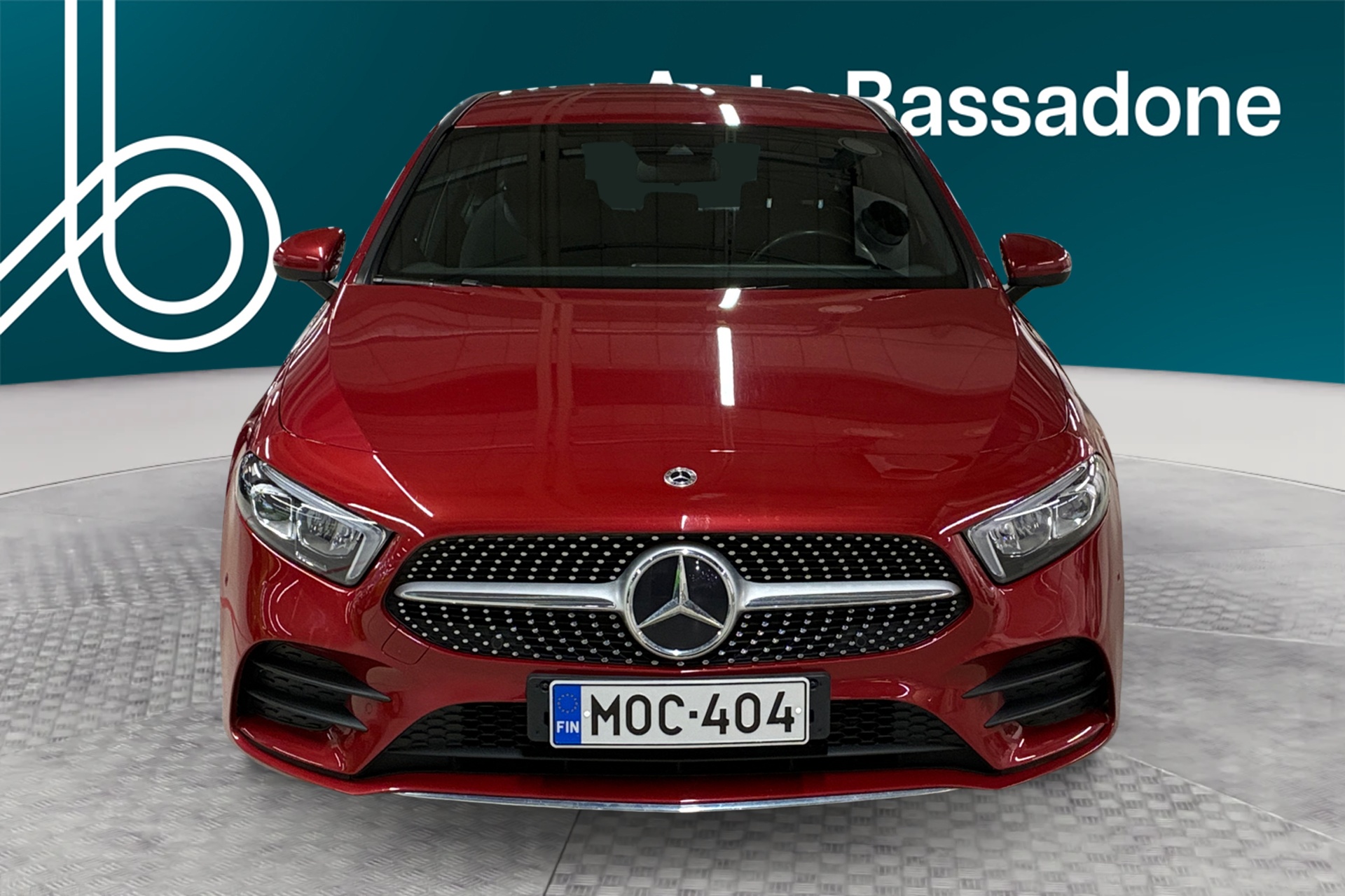 MERCEDES-BENZ A 2022