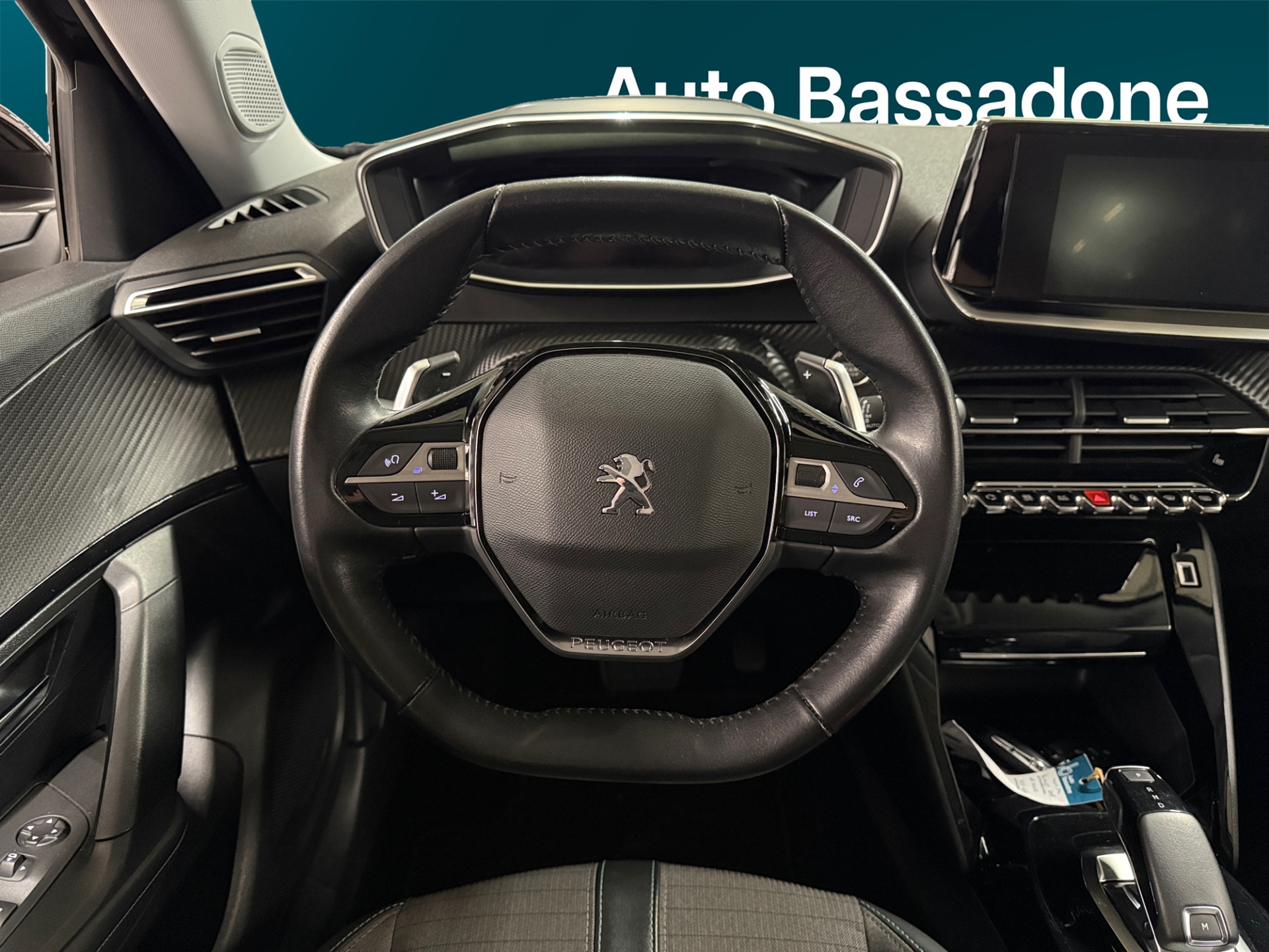 PEUGEOT 2008 2022