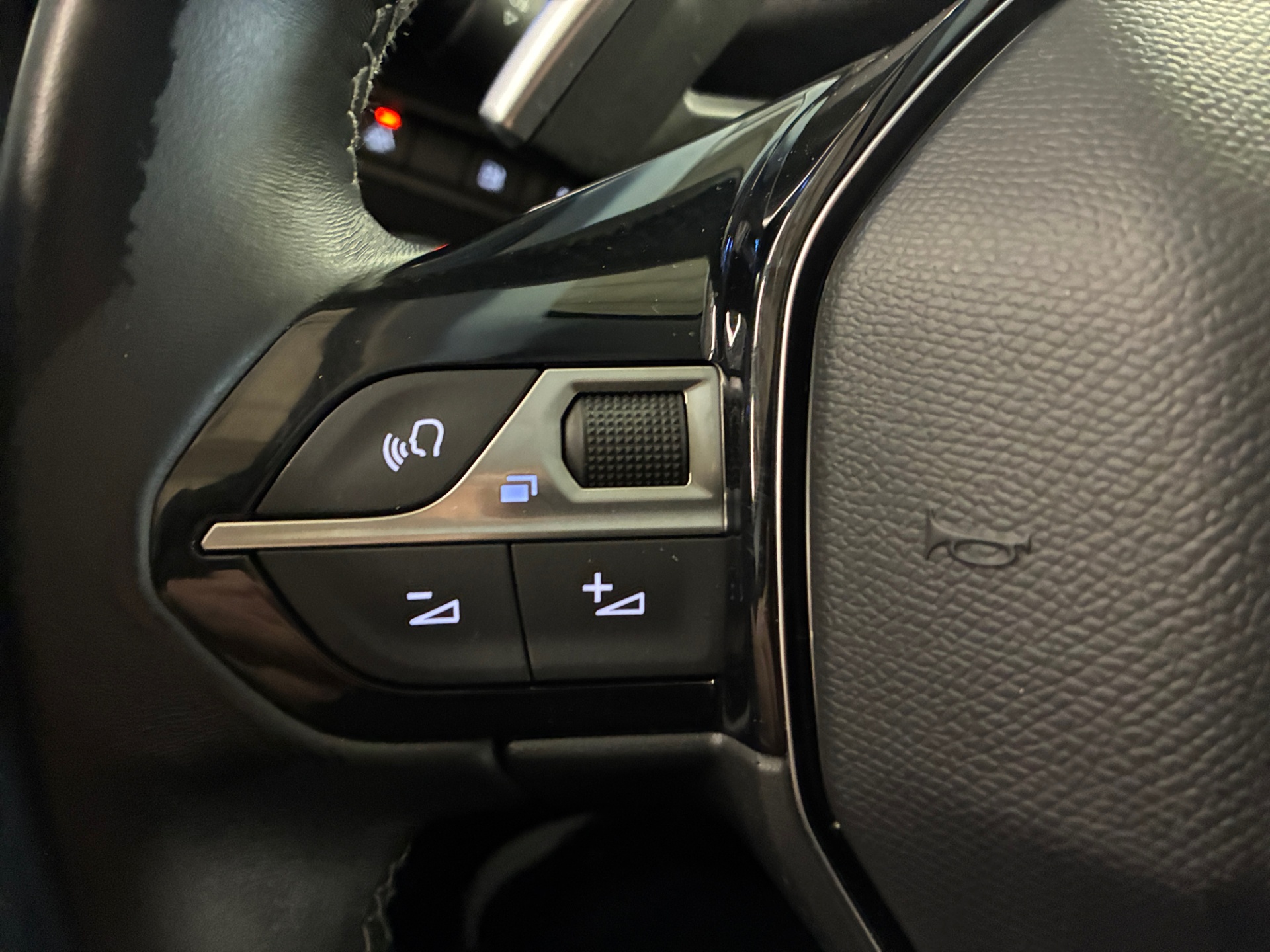 PEUGEOT 3008 2022