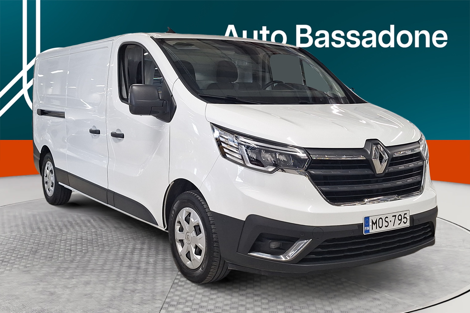 RENAULT Trafic 2023