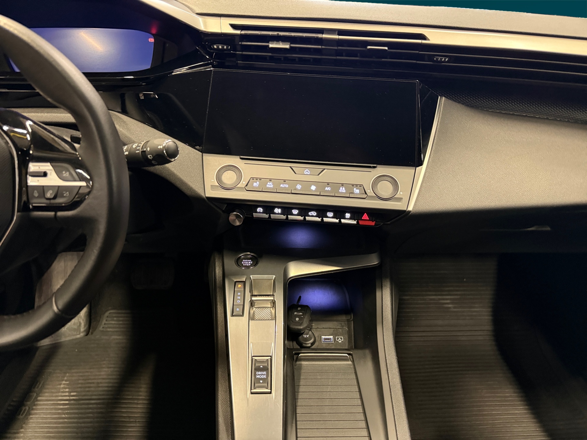 PEUGEOT 308 2023