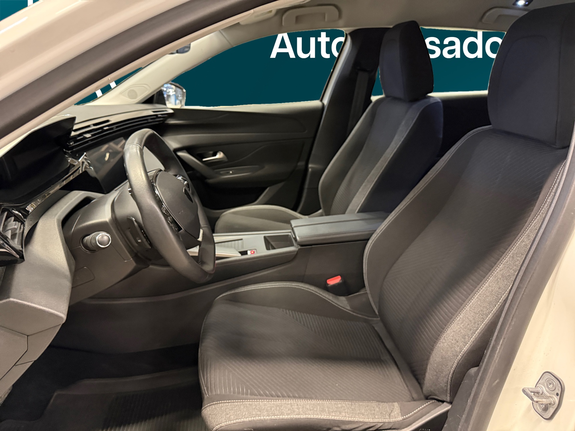 PEUGEOT 308 2023