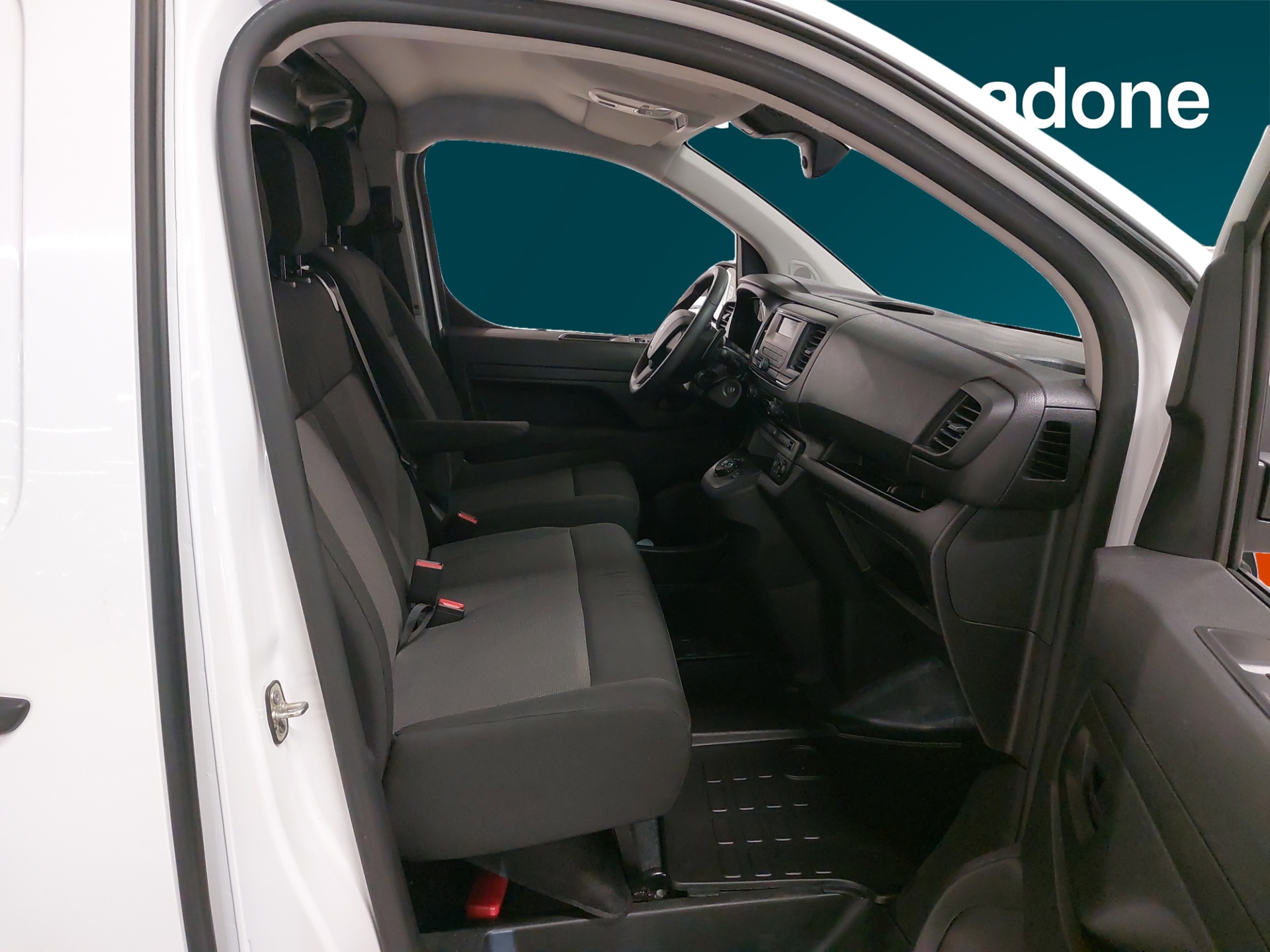 PEUGEOT Expert 2023