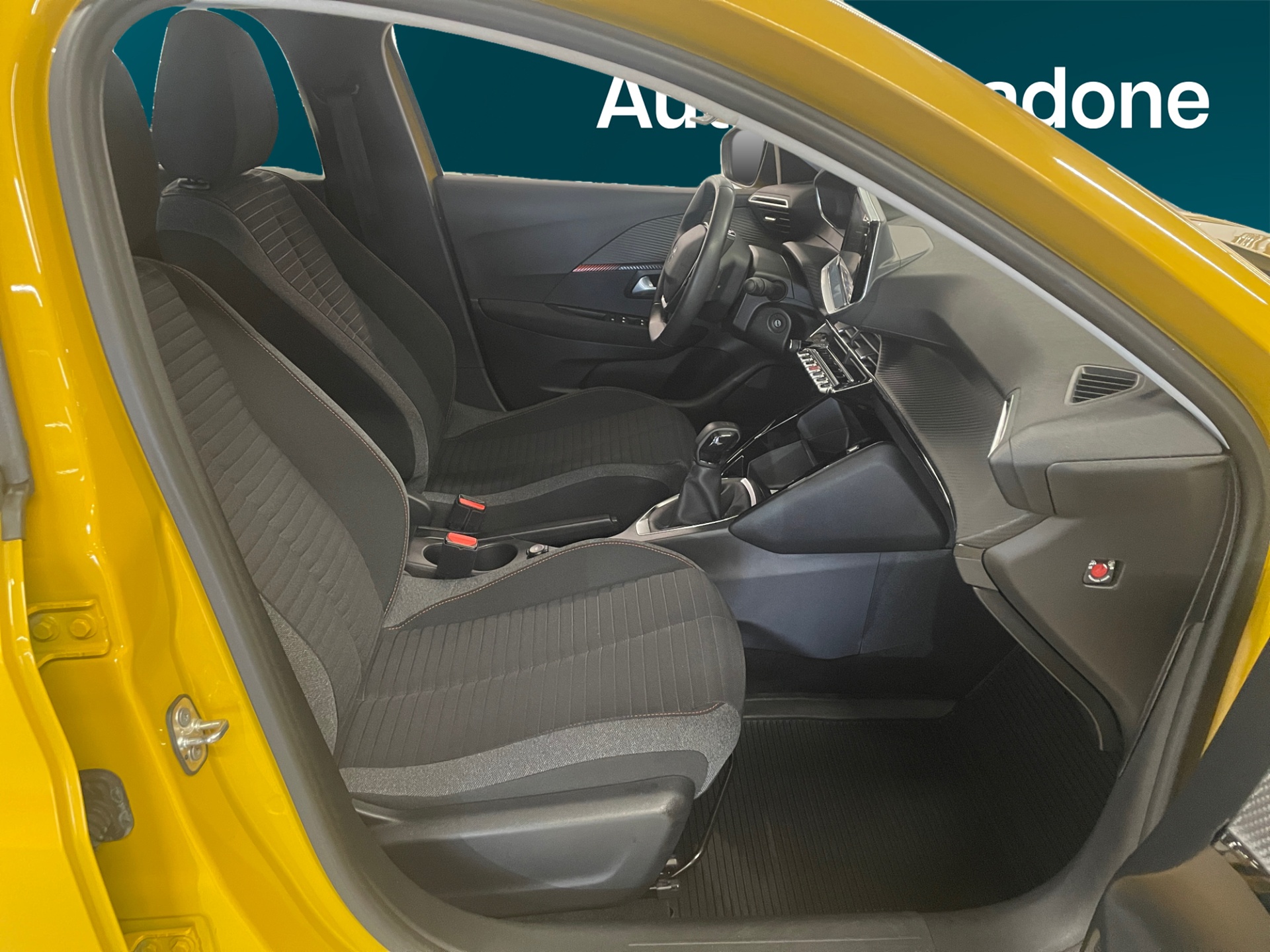 PEUGEOT 208 2022
