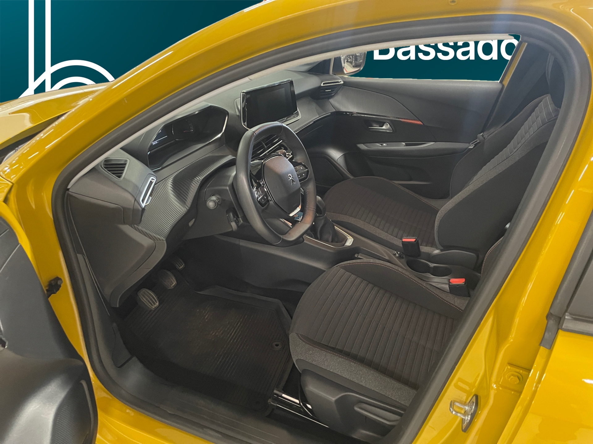 PEUGEOT 208 2022
