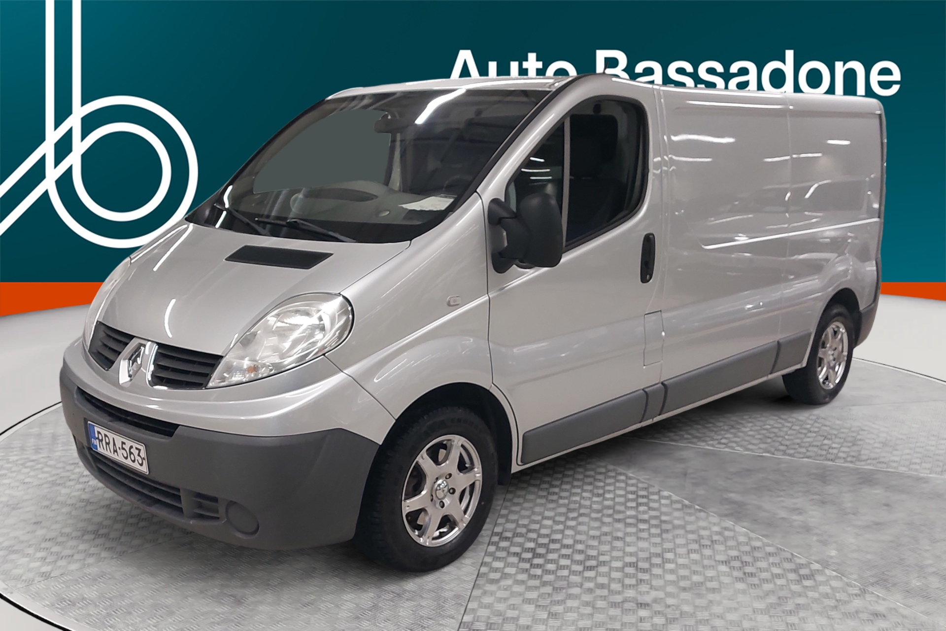 RENAULT Trafic 2013