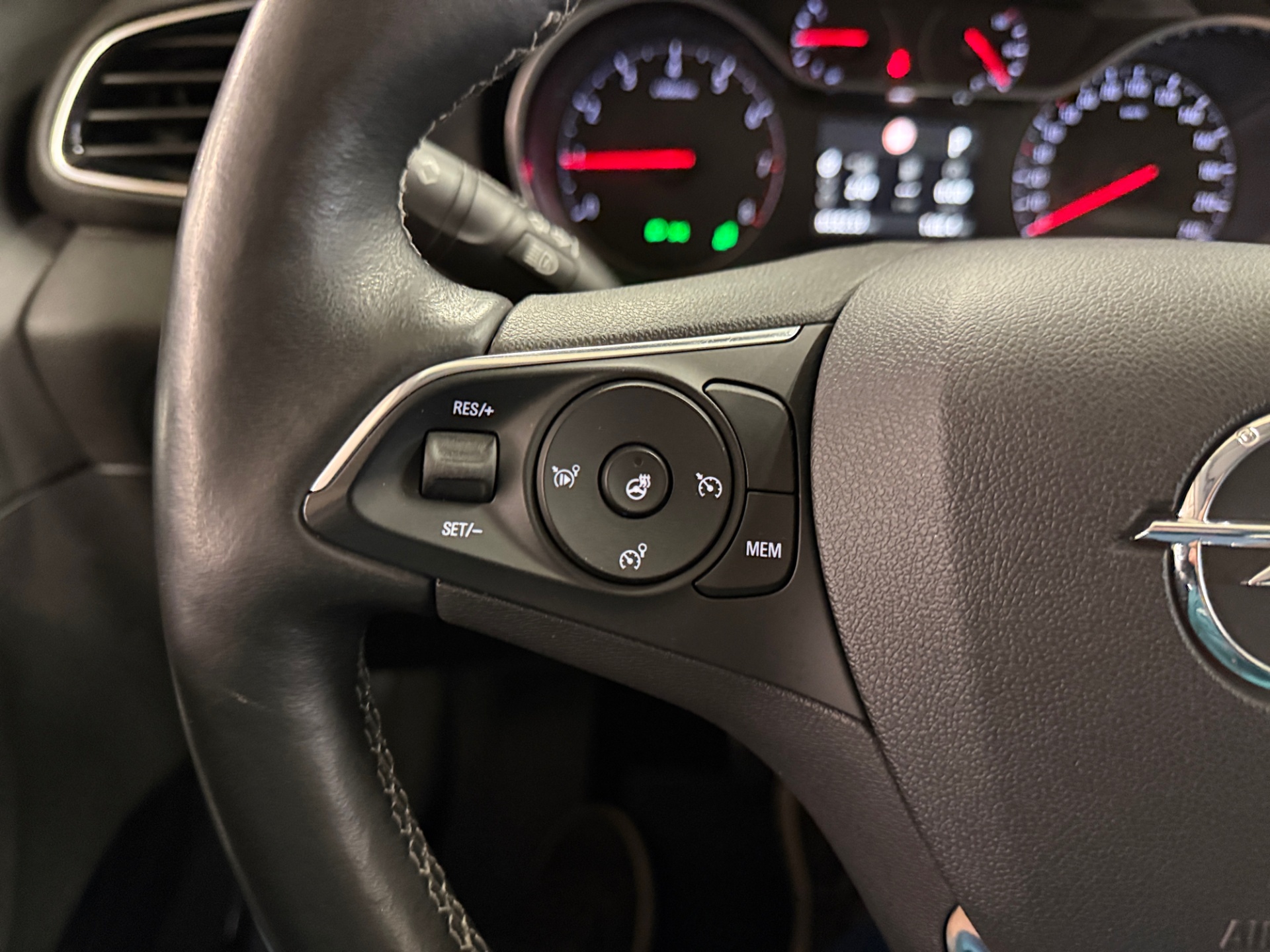 OPEL Grandland X 2018