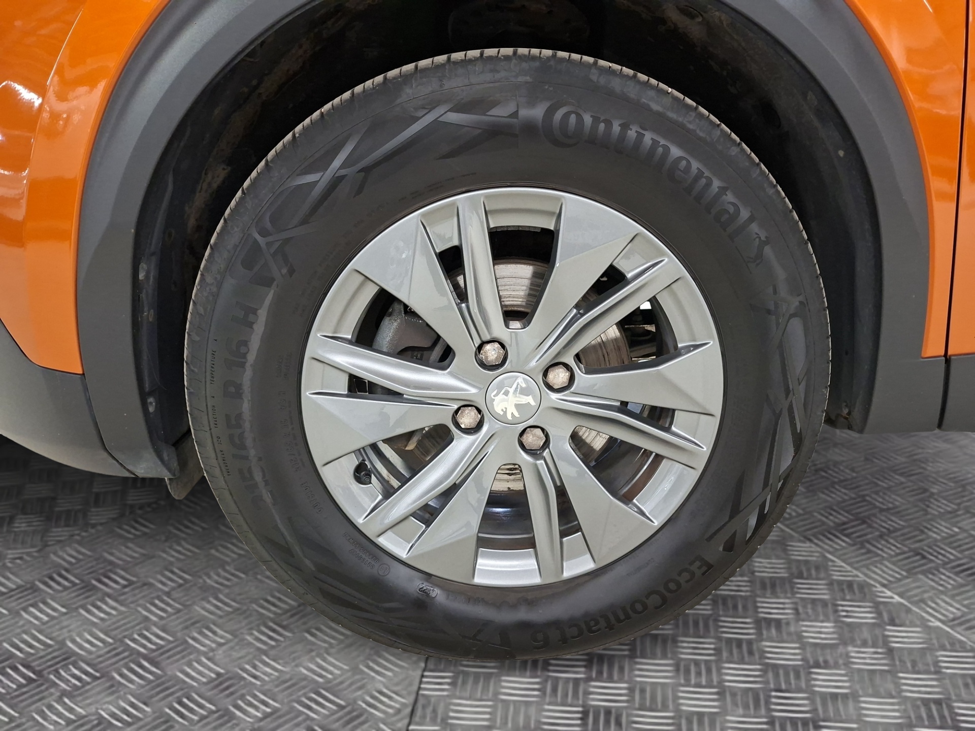 PEUGEOT 2008 2023