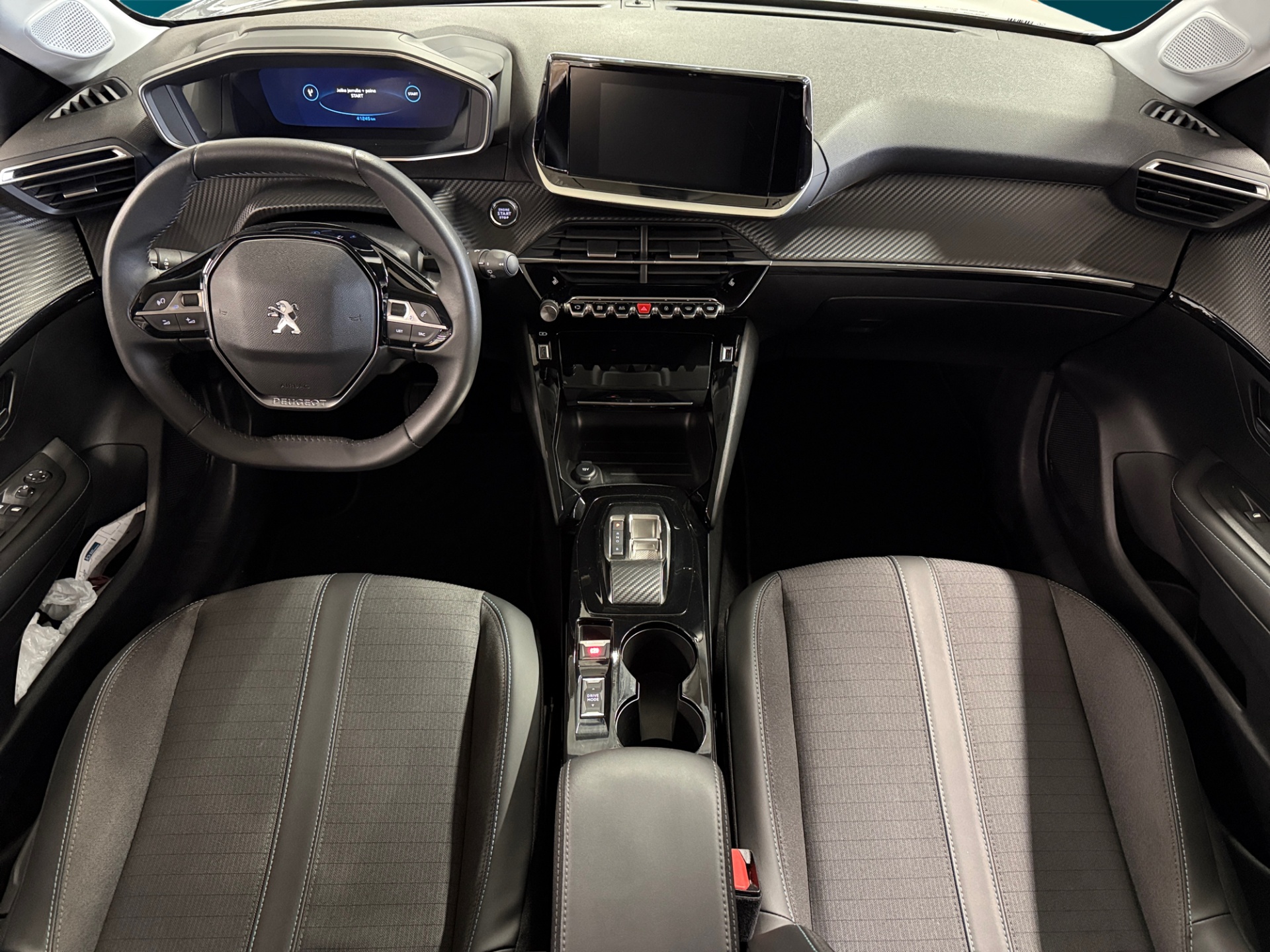 PEUGEOT e-208 2023