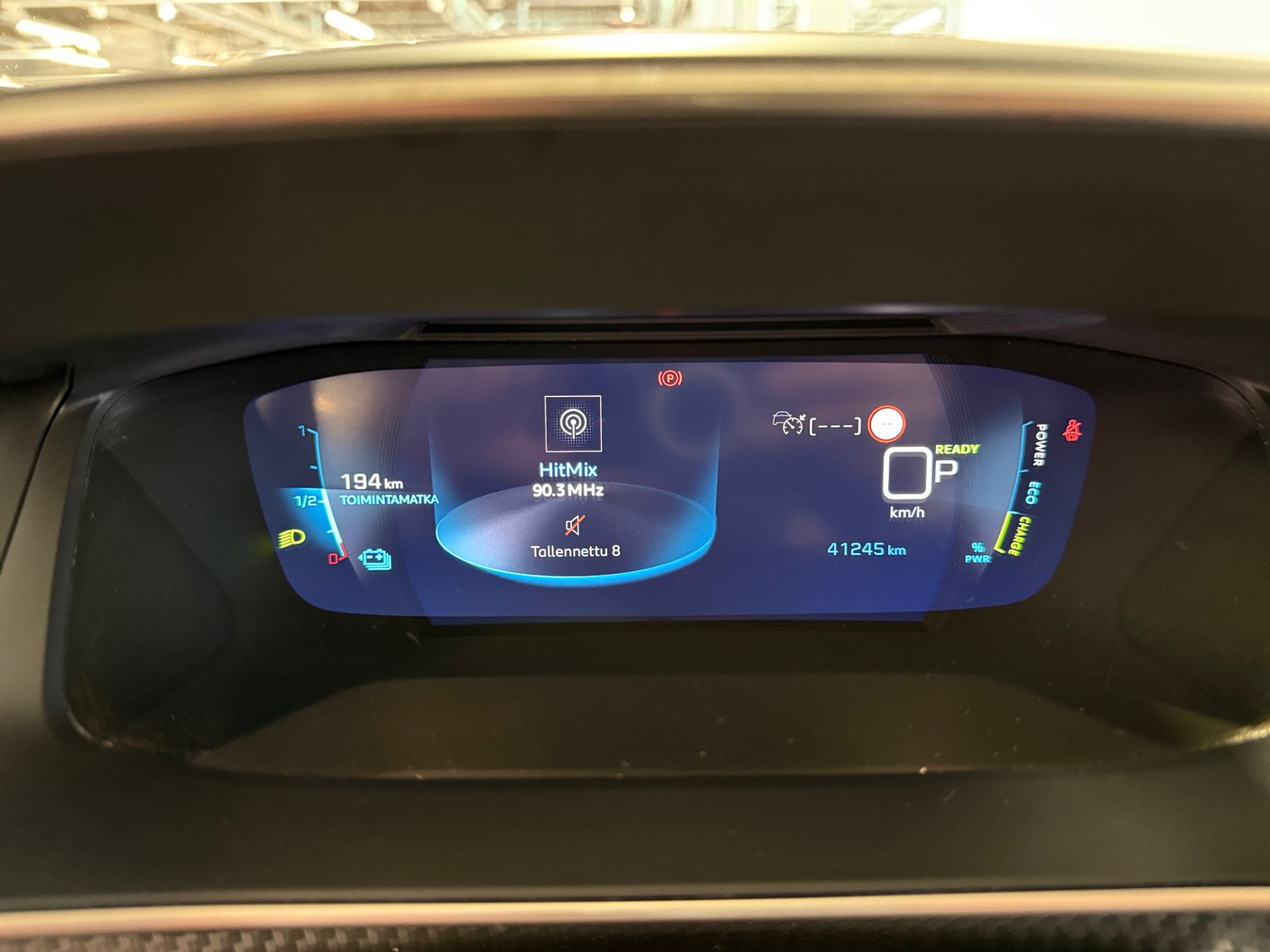 PEUGEOT e-208 2023