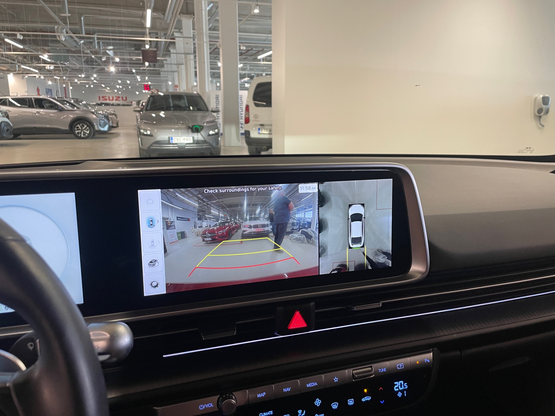 HYUNDAI IONIQ 6 2024