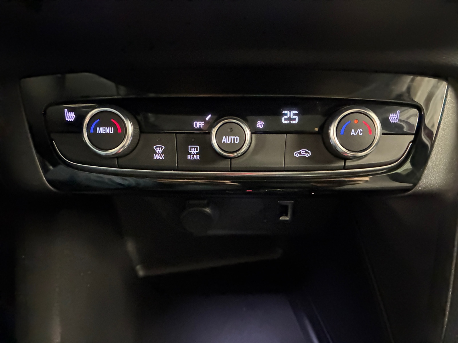 OPEL Corsa-e 2023