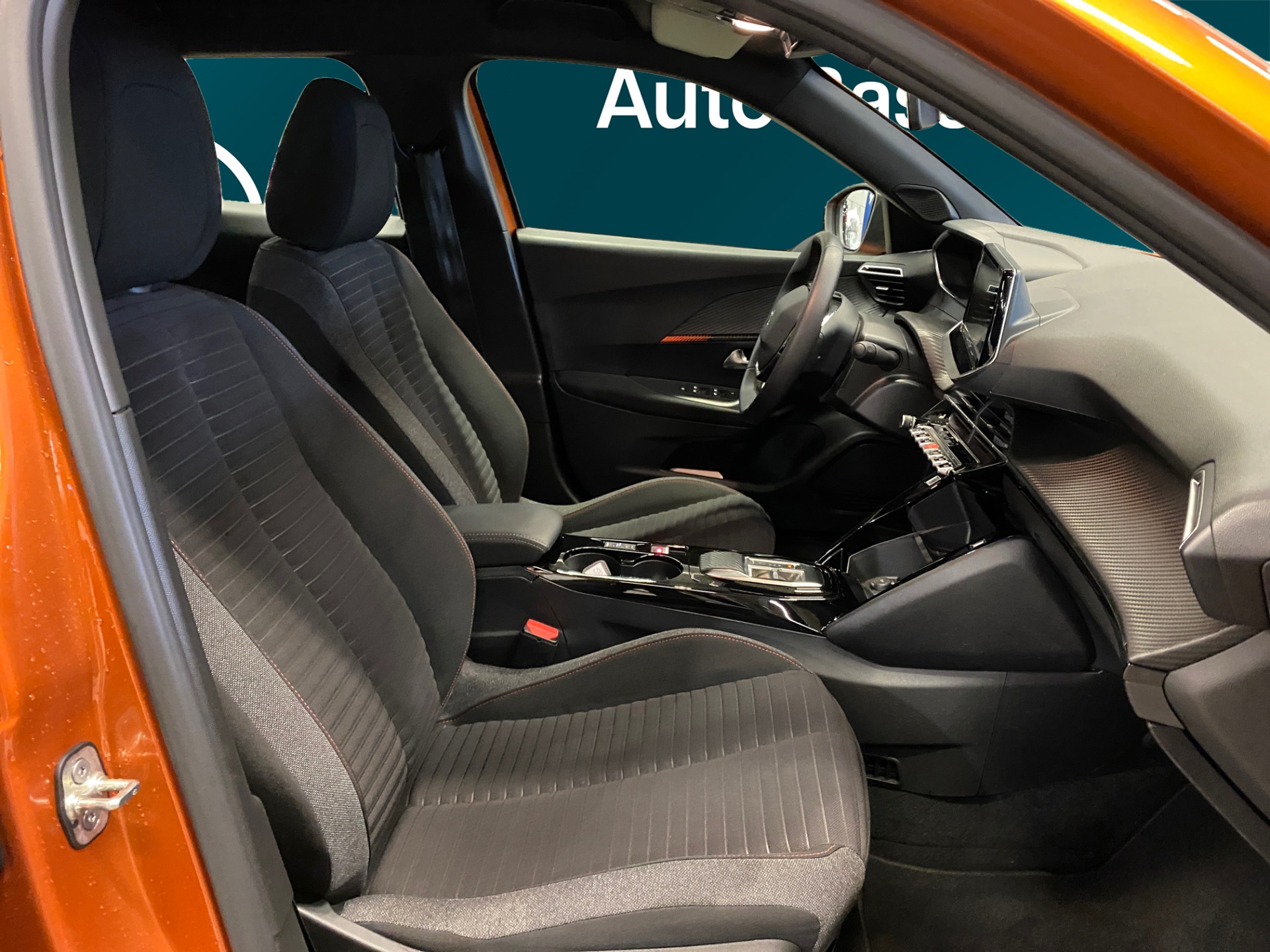 Peugeot e-2008 2023