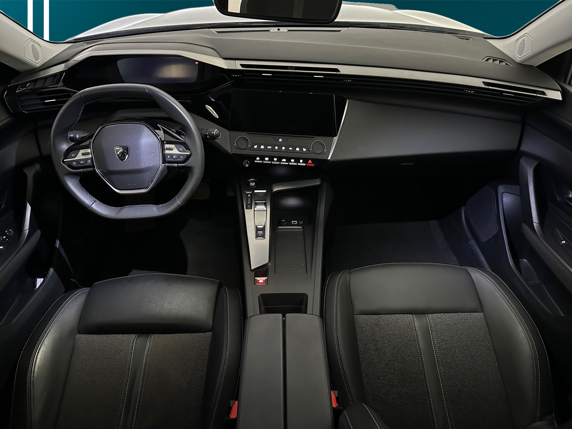PEUGEOT 308 2023