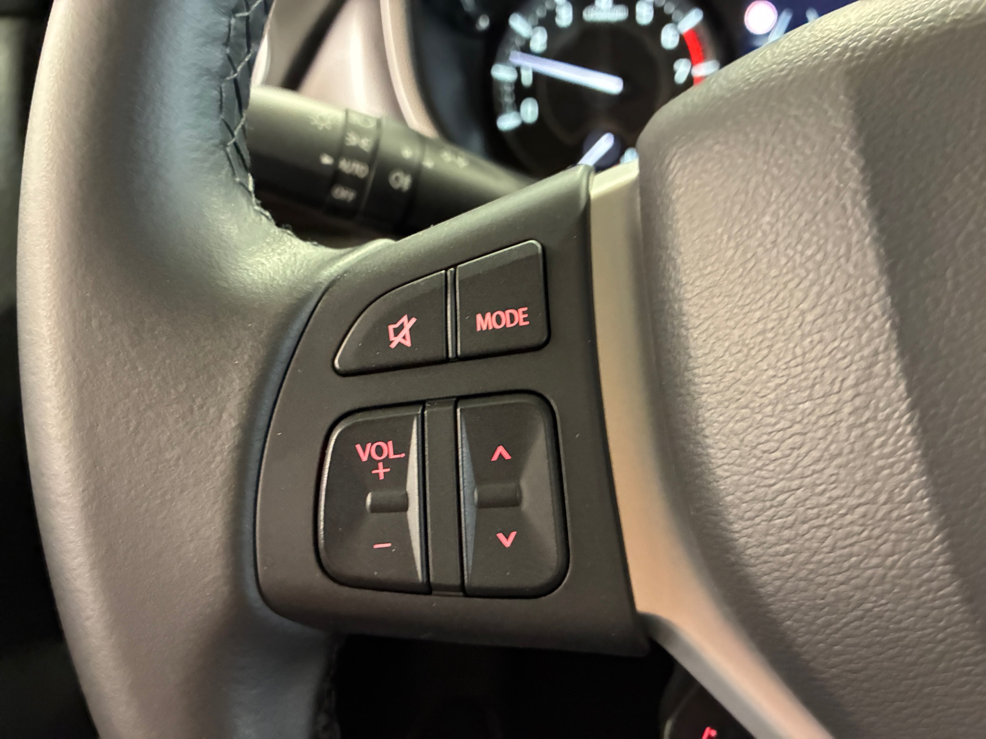 SUZUKI Vitara 2025