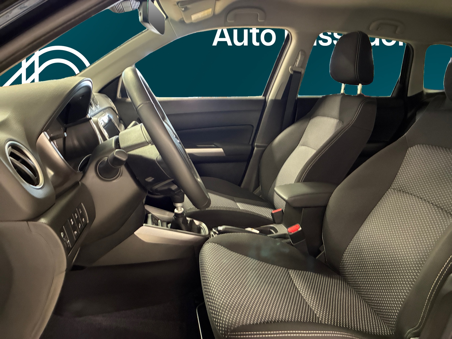 SUZUKI Vitara 2025