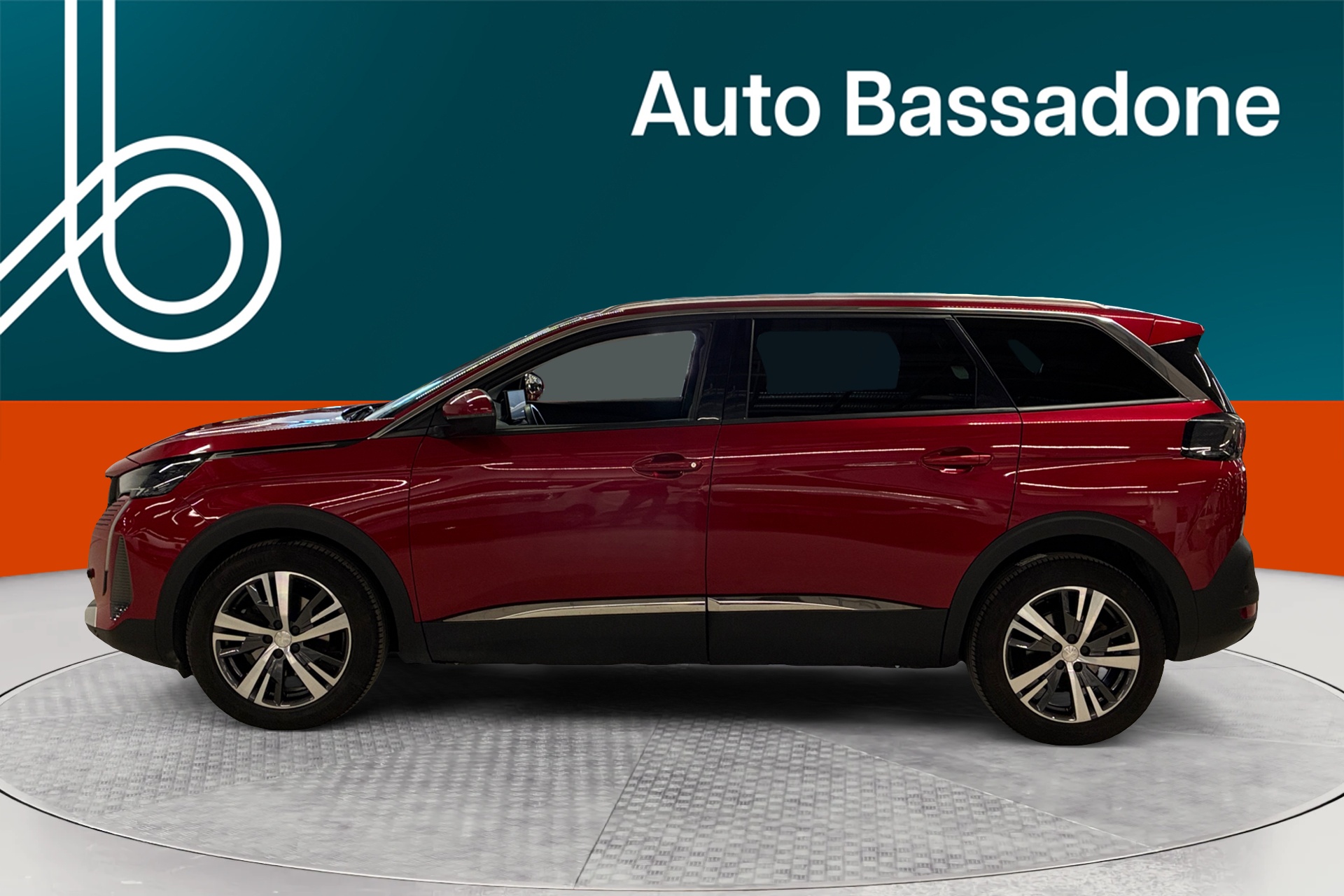 PEUGEOT 5008 2021