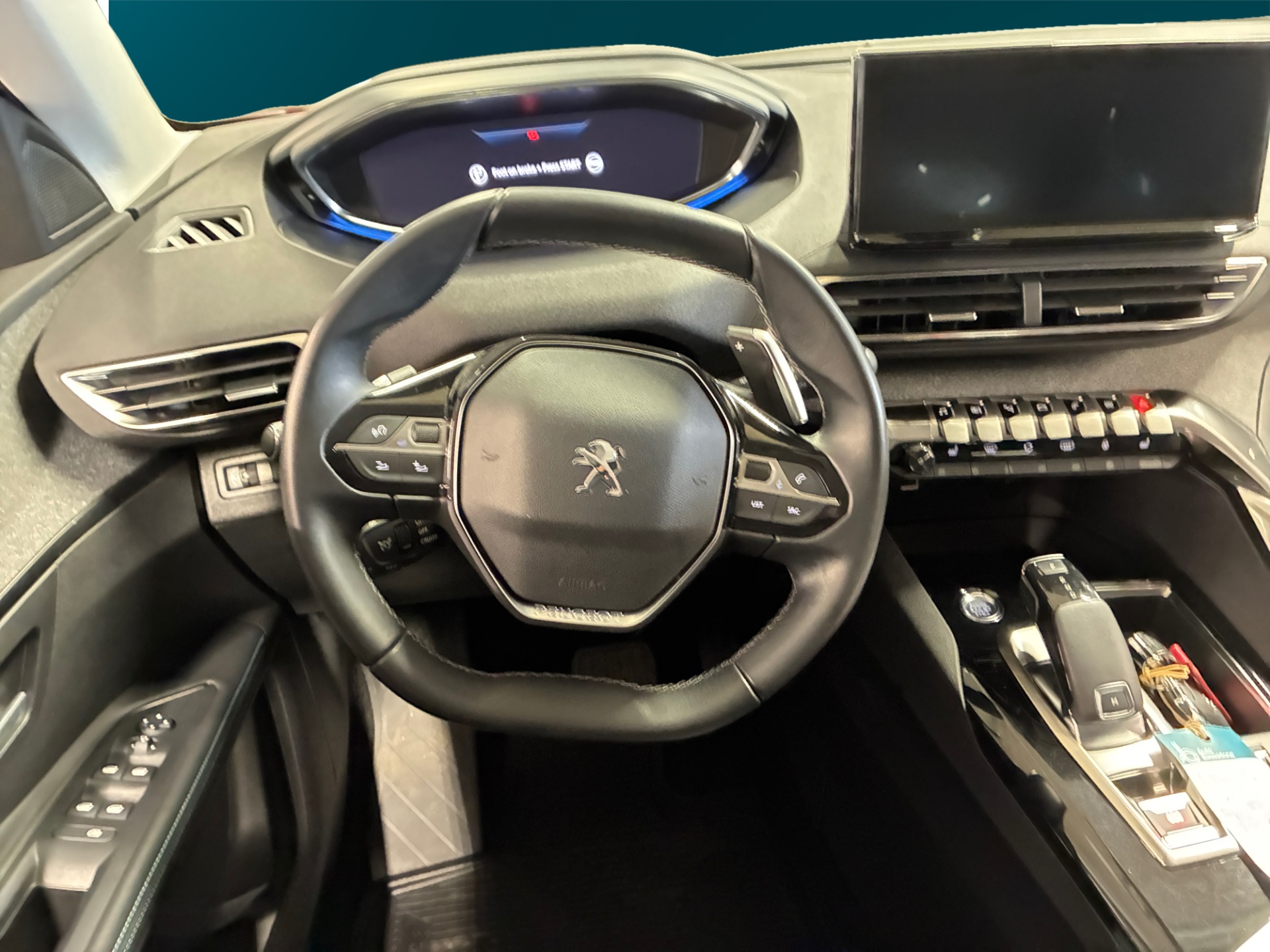 PEUGEOT 5008 2021