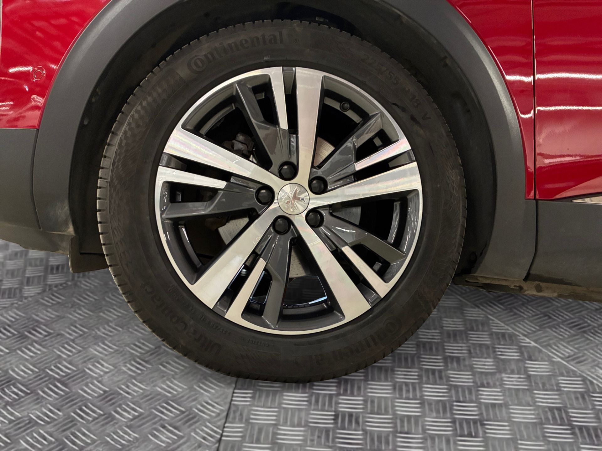 PEUGEOT 5008 2021