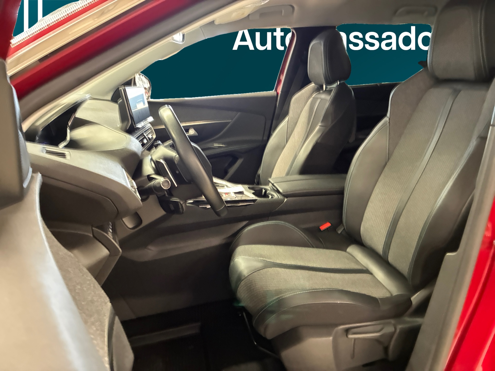 PEUGEOT 5008 2021