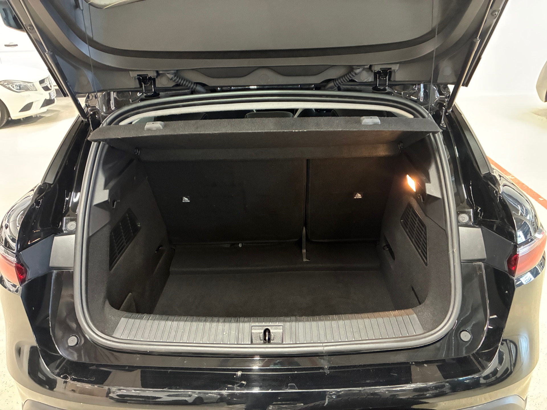 RENAULT Megane 2023