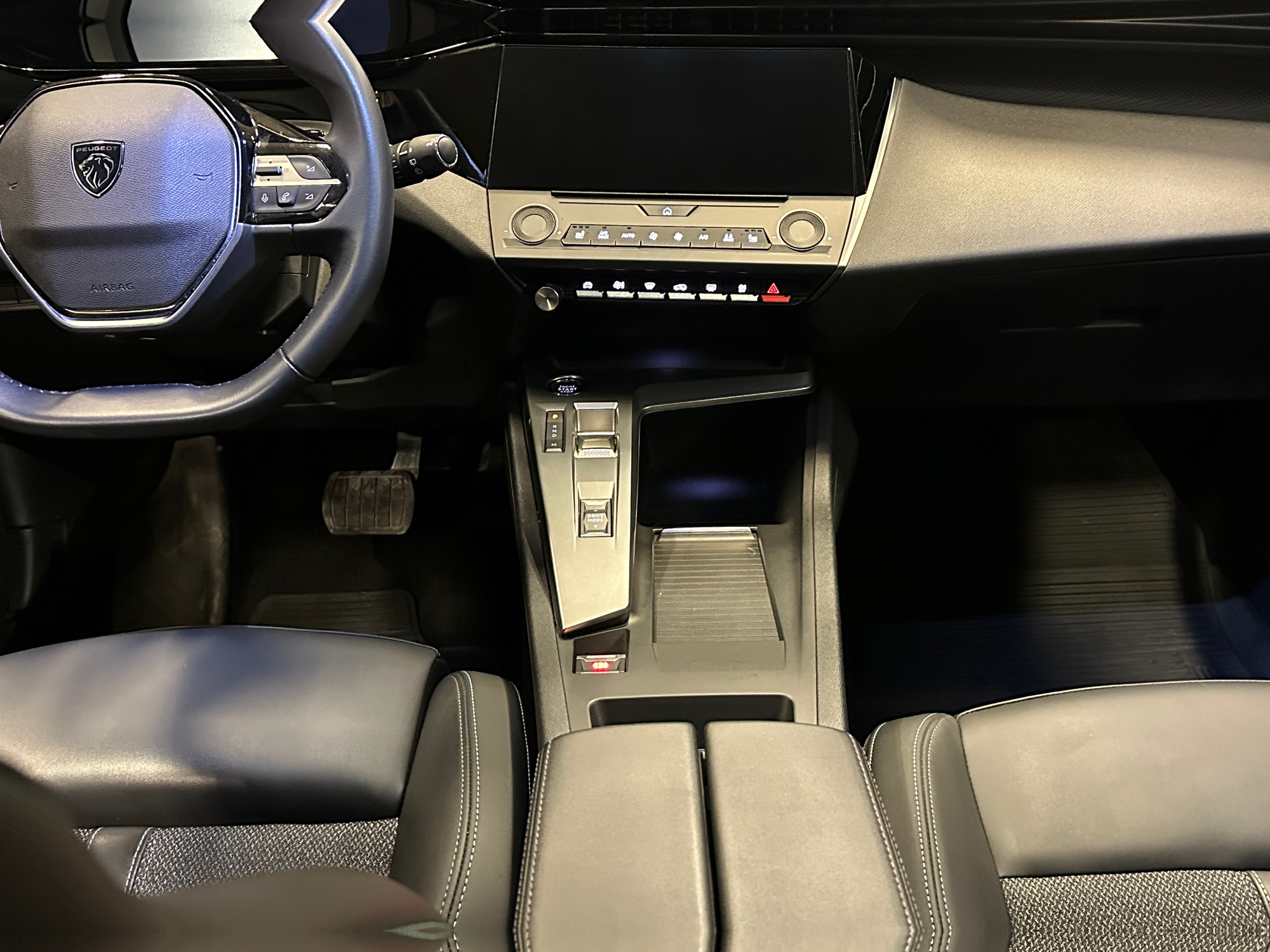 PEUGEOT 308 2023