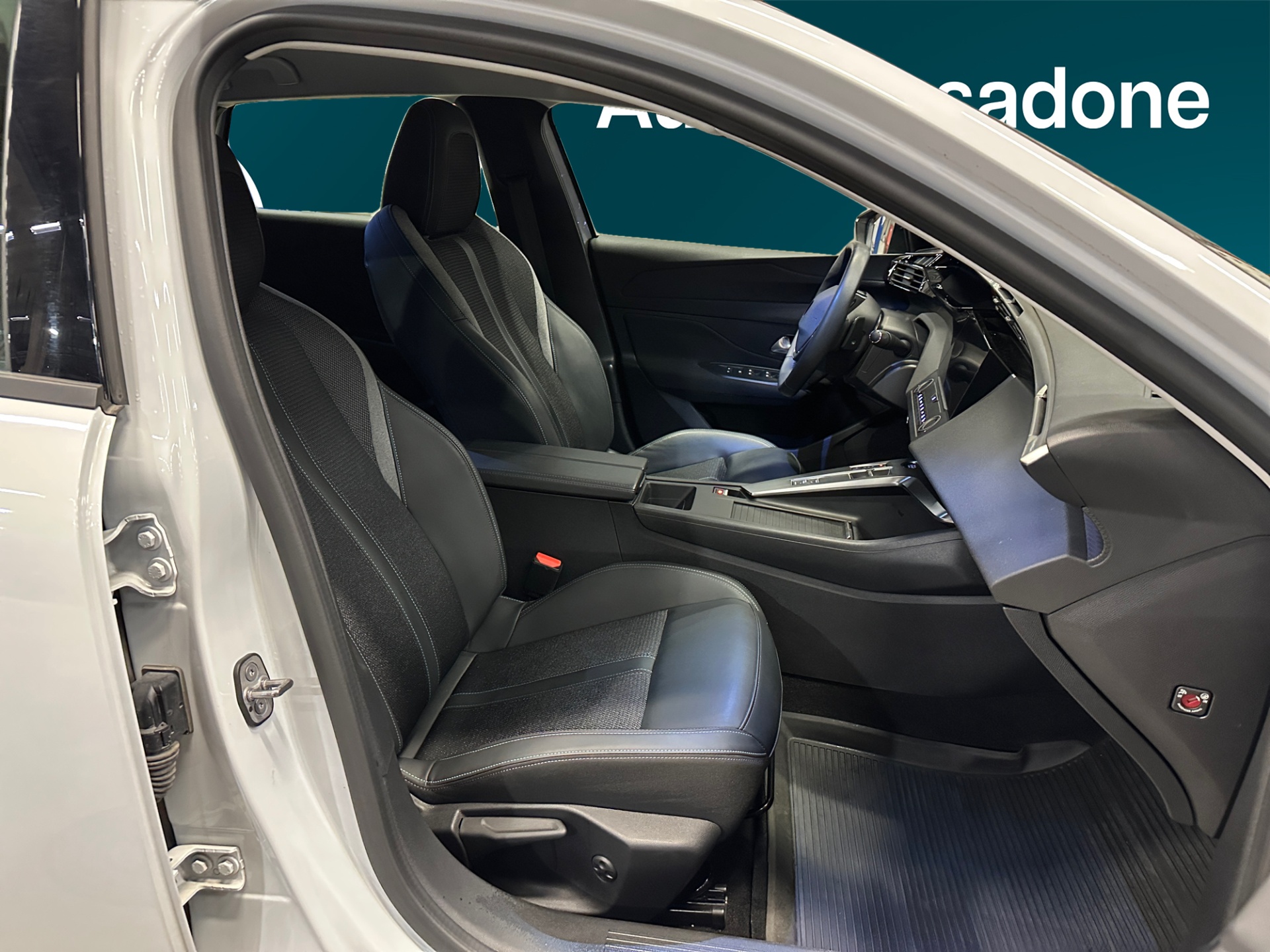 PEUGEOT 308 2023