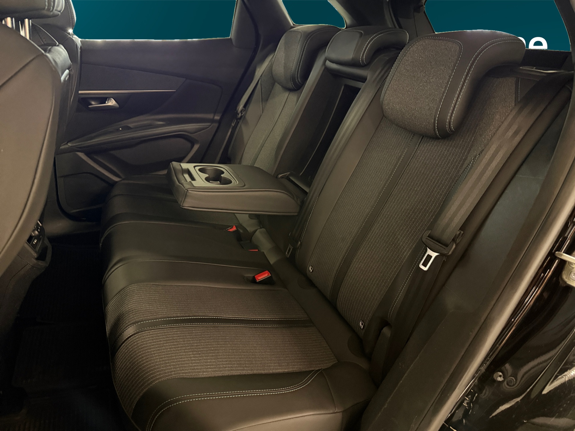 PEUGEOT 3008 2021