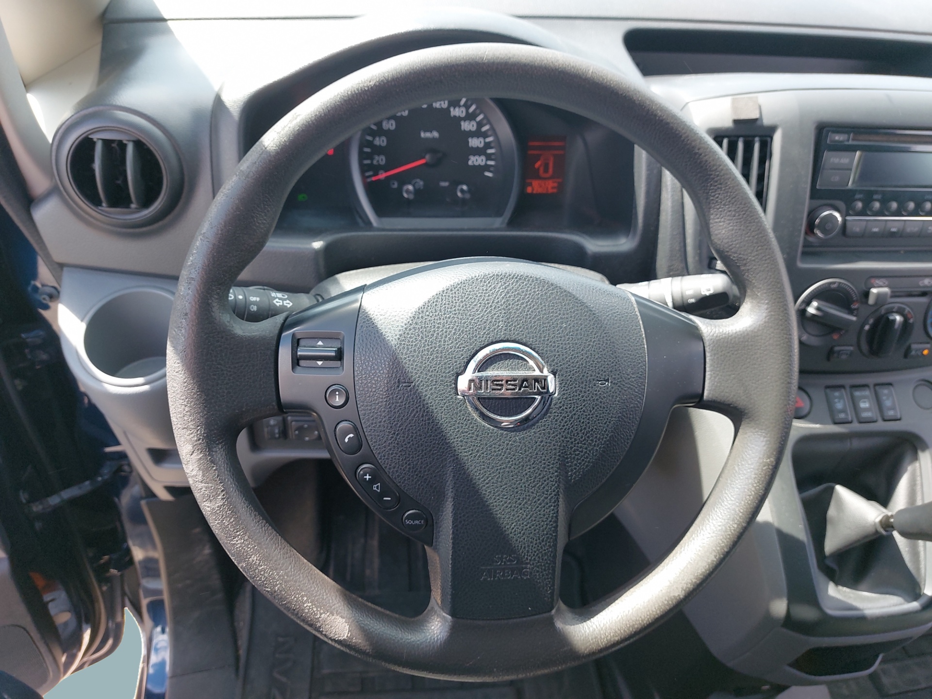 NISSAN NV200 2015