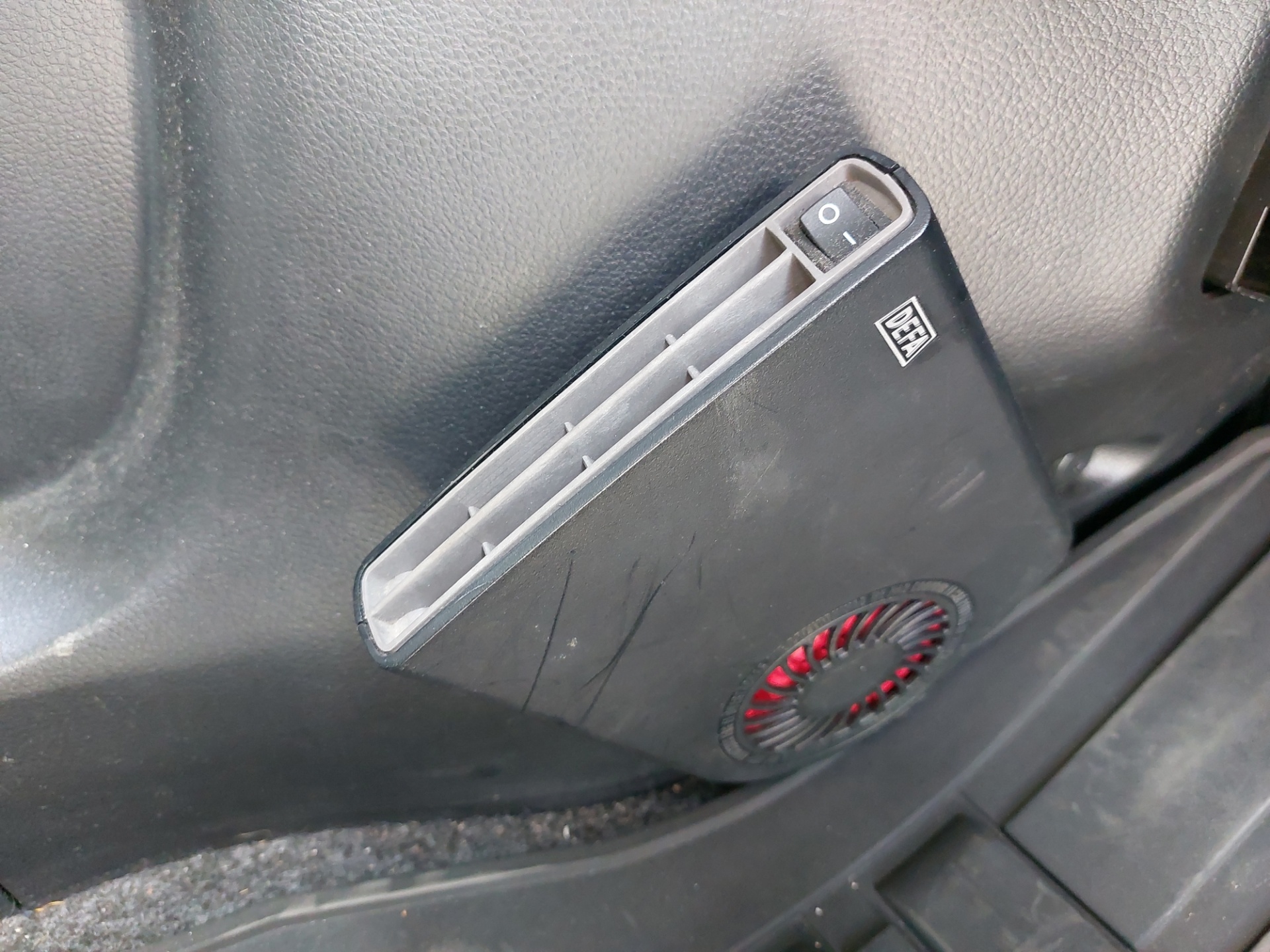 NISSAN NV200 2015