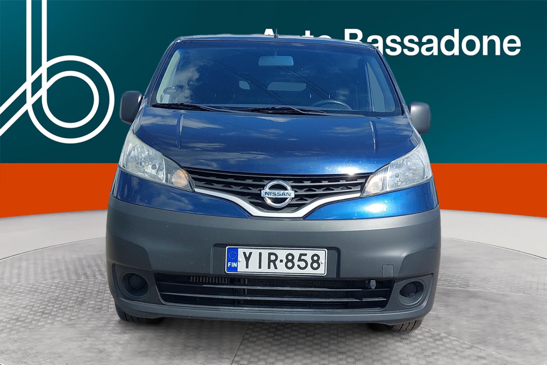 NISSAN NV200 2015