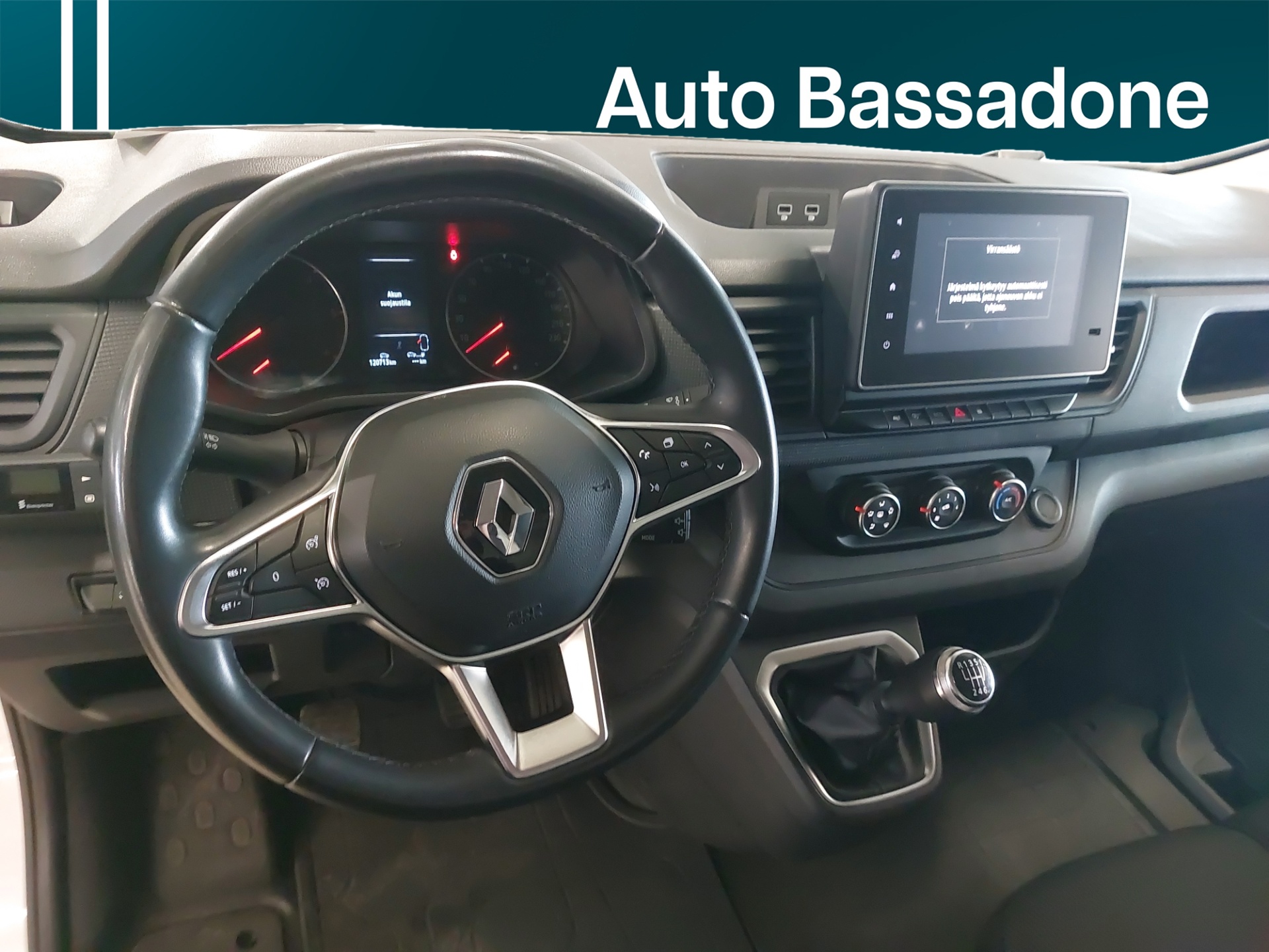 RENAULT Trafic 2022