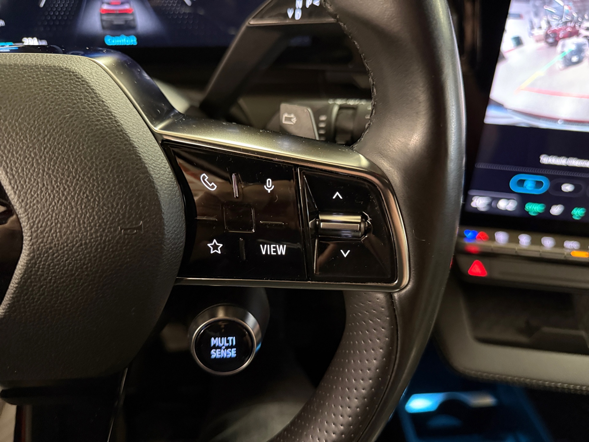 RENAULT Megane 2023