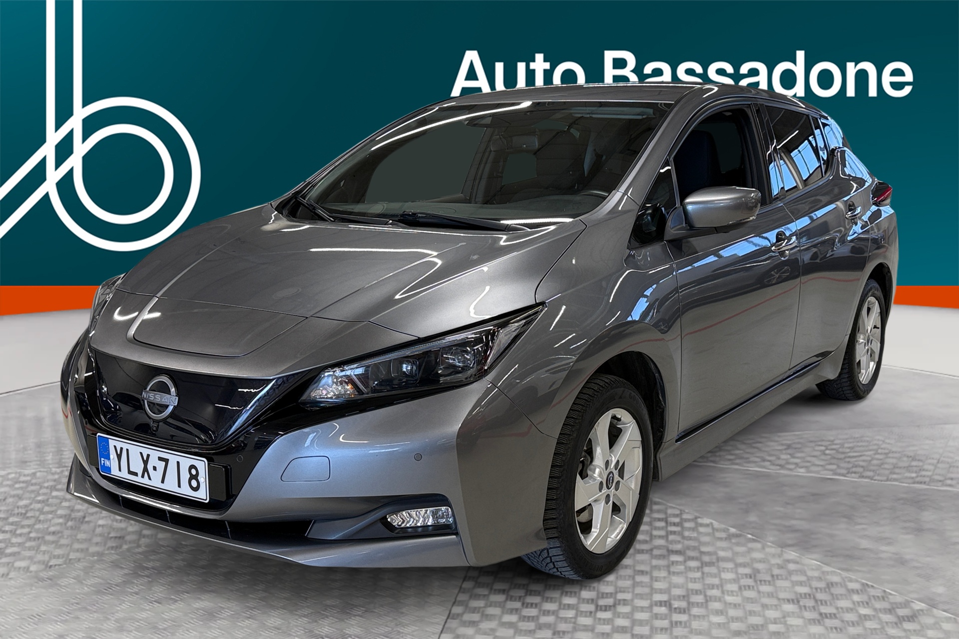 NISSAN LEAF 2023