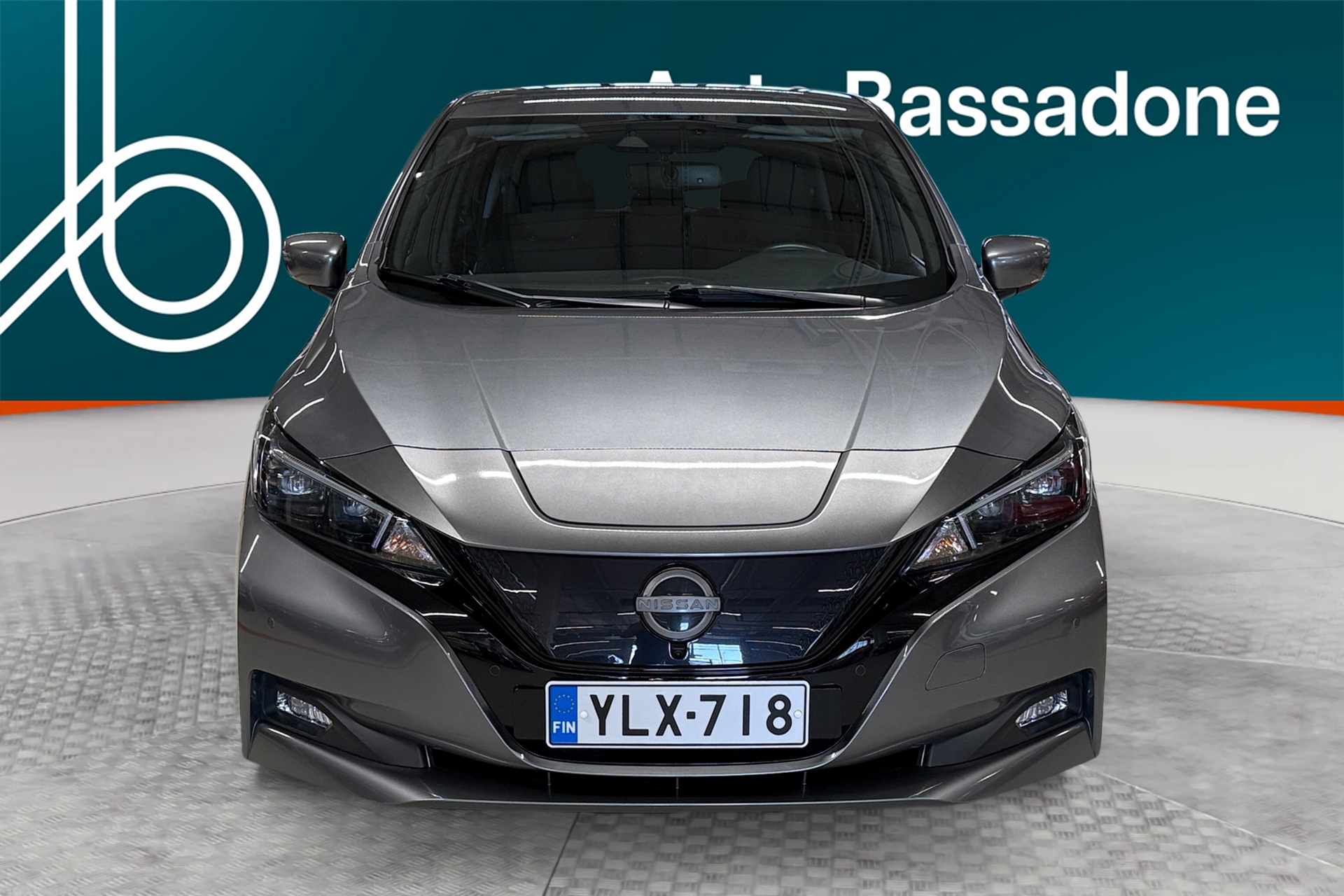 NISSAN LEAF 2023