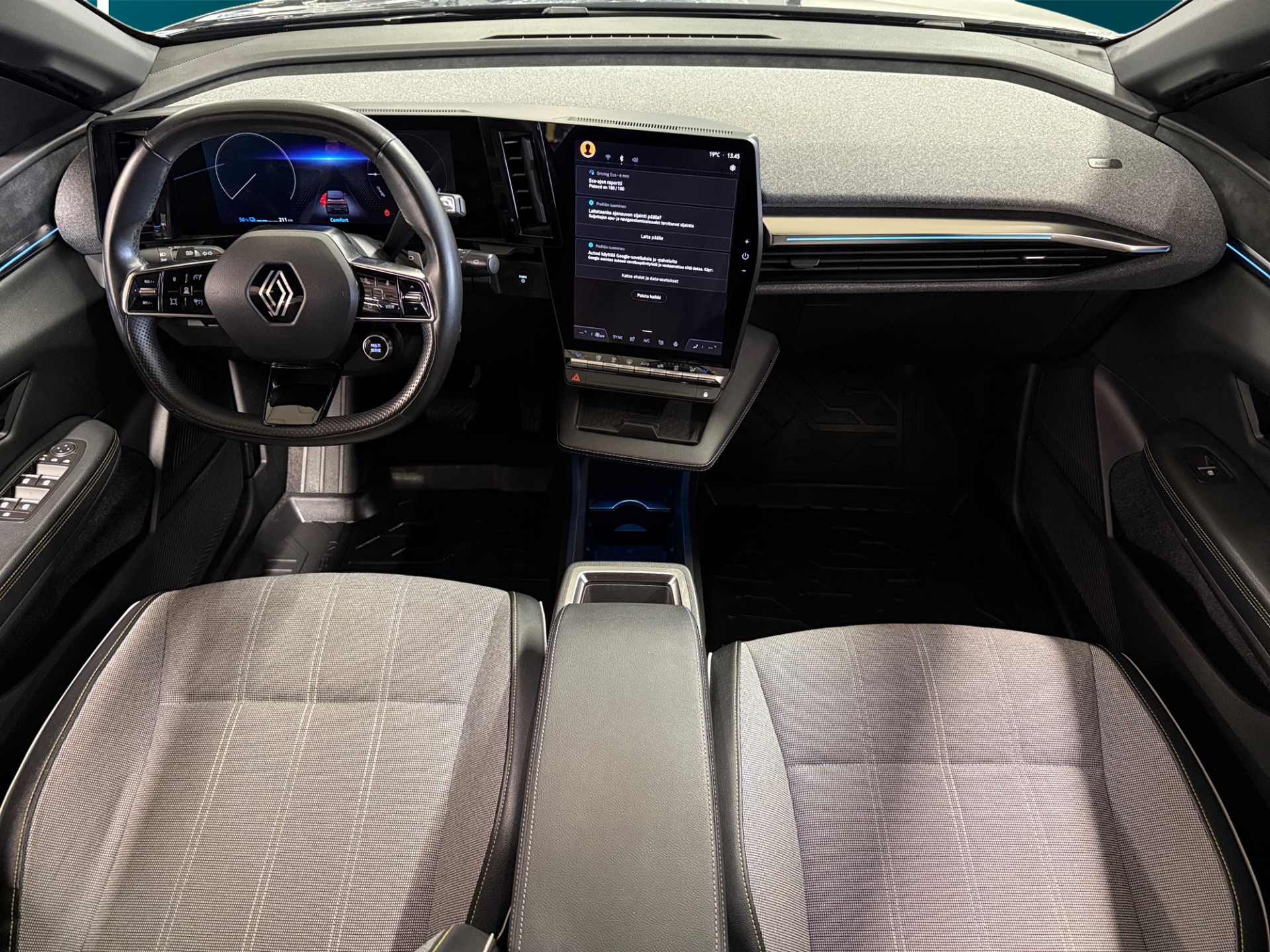 RENAULT Megane 2023
